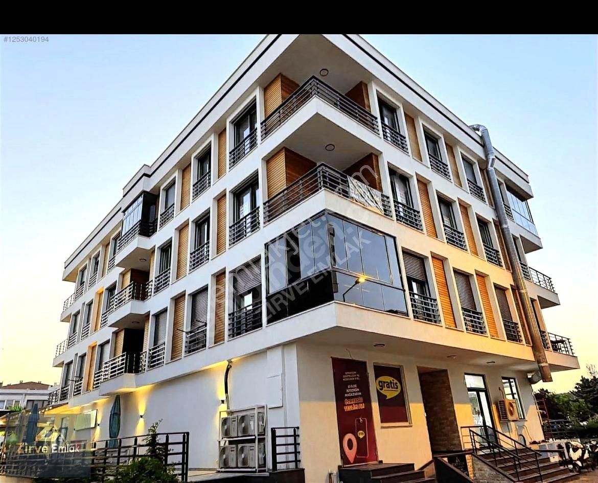 520 Gayrimenkulden Sarımsaklı Deniz Manzaralı 1+1 Daire Satılık - Görsel 15