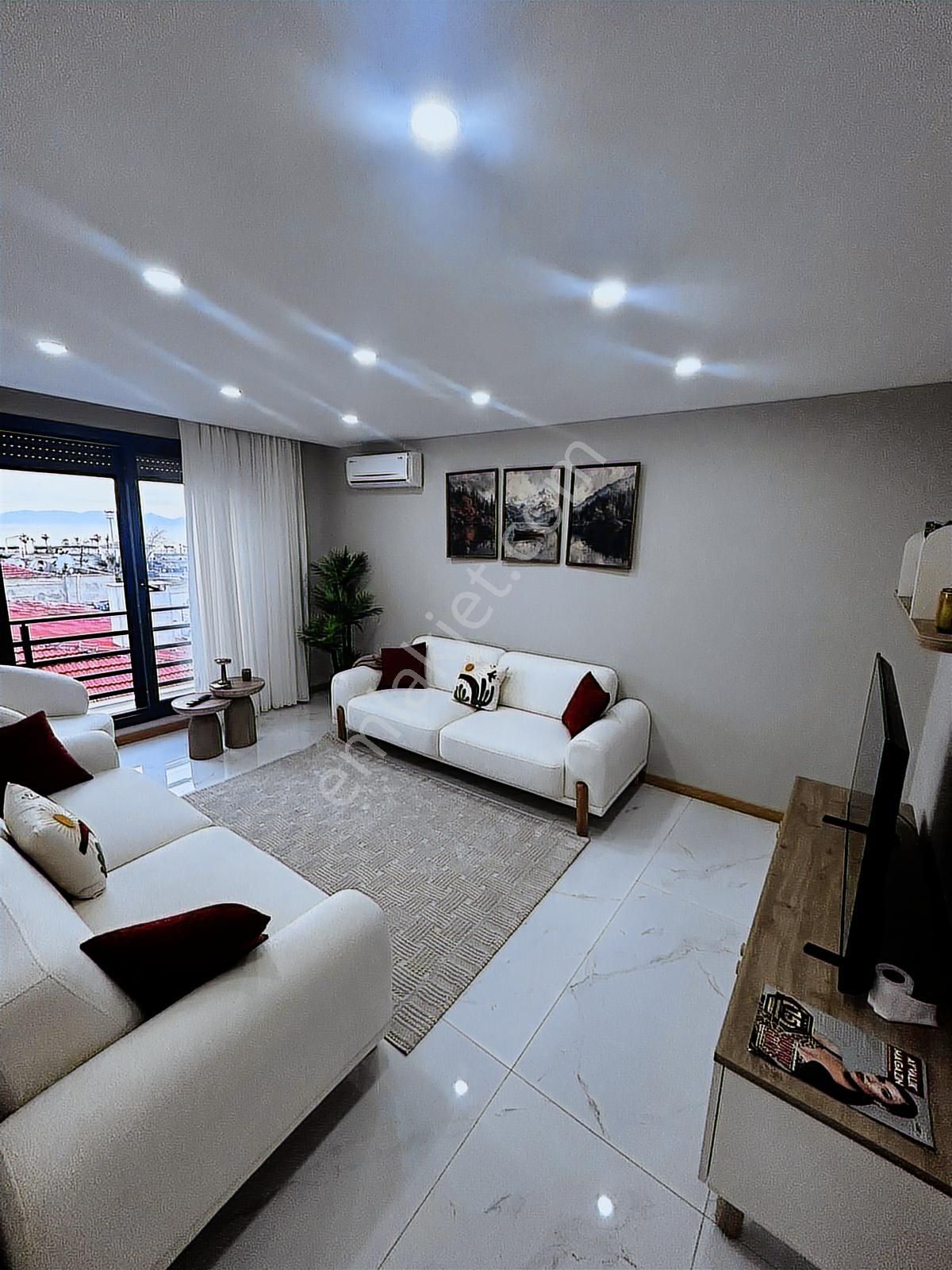 520 Gayrimenkulden Sarımsaklı Deniz Manzaralı 1+1 Daire Satılık - Görsel 14