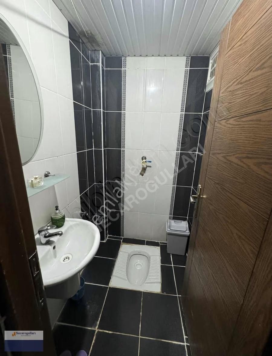 Necaroğullarından Otogar Karşısı İki Daire Üzeri 3+1 - Görsel 13