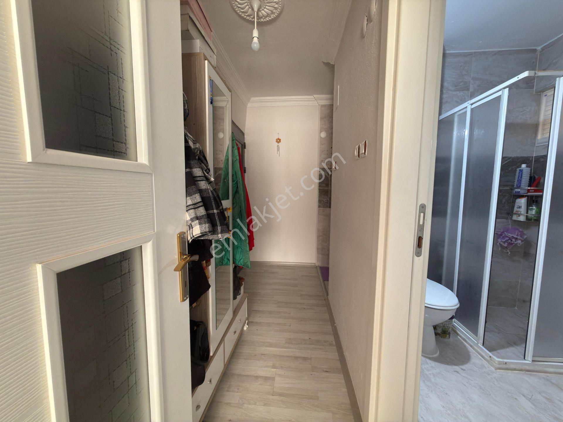 🏡kaynak Mahallesi🏡 ✅1+1 70m2 5 Katlının Zemin Katı ❇️özelikli Petek Kombili ❇️kapalı Mutfak - Görsel 10