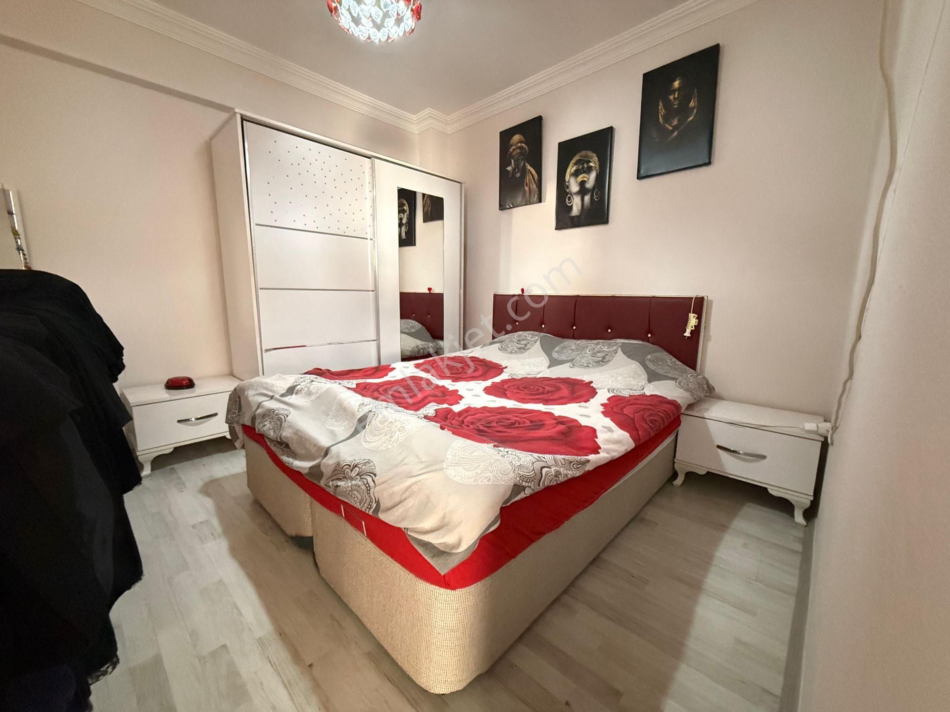 🏡kaynak Mahallesi🏡 ✅1+1 70m2 5 Katlının Zemin Katı ❇️özelikli Petek Kombili ❇️kapalı Mutfak - Görsel 5
