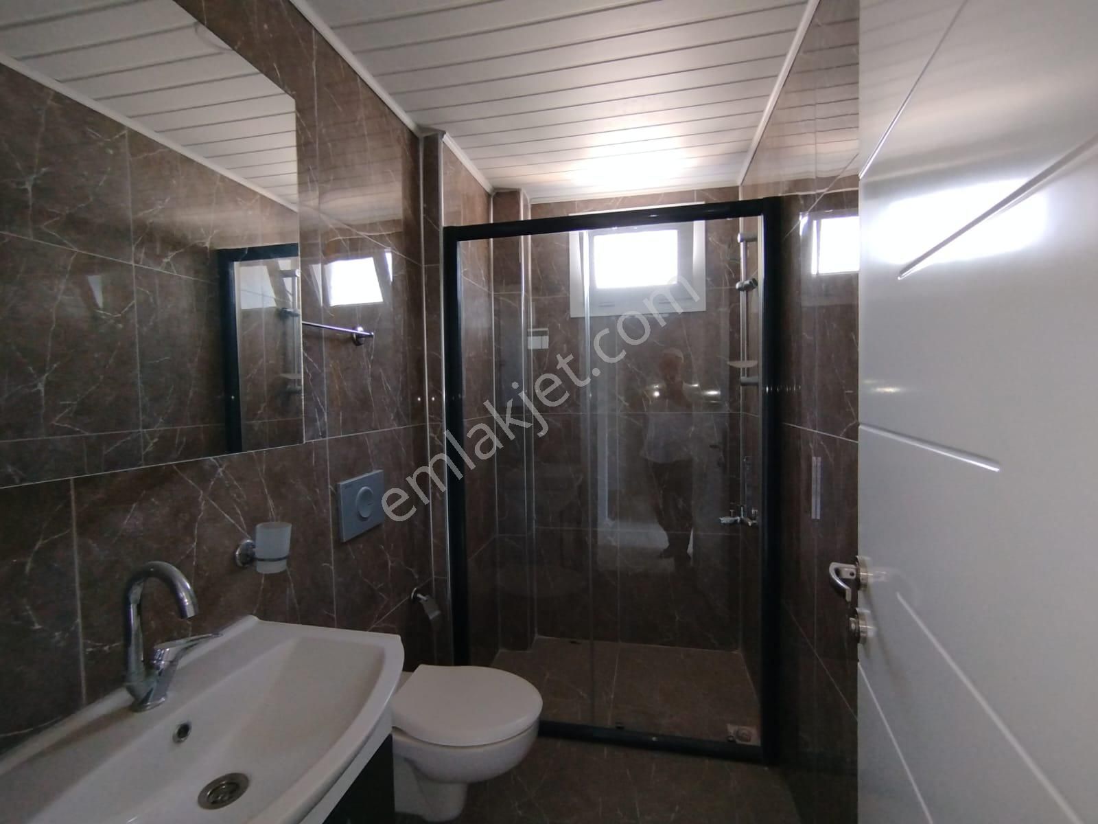 Erdemli Merkezde Kiralık 3+1 Daire (140m² Net) - Görsel 14
