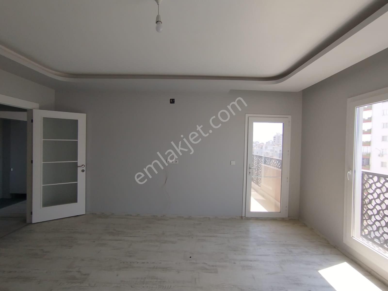 Erdemli Merkezde Kiralık 3+1 Daire (140m² Net) - Görsel 23