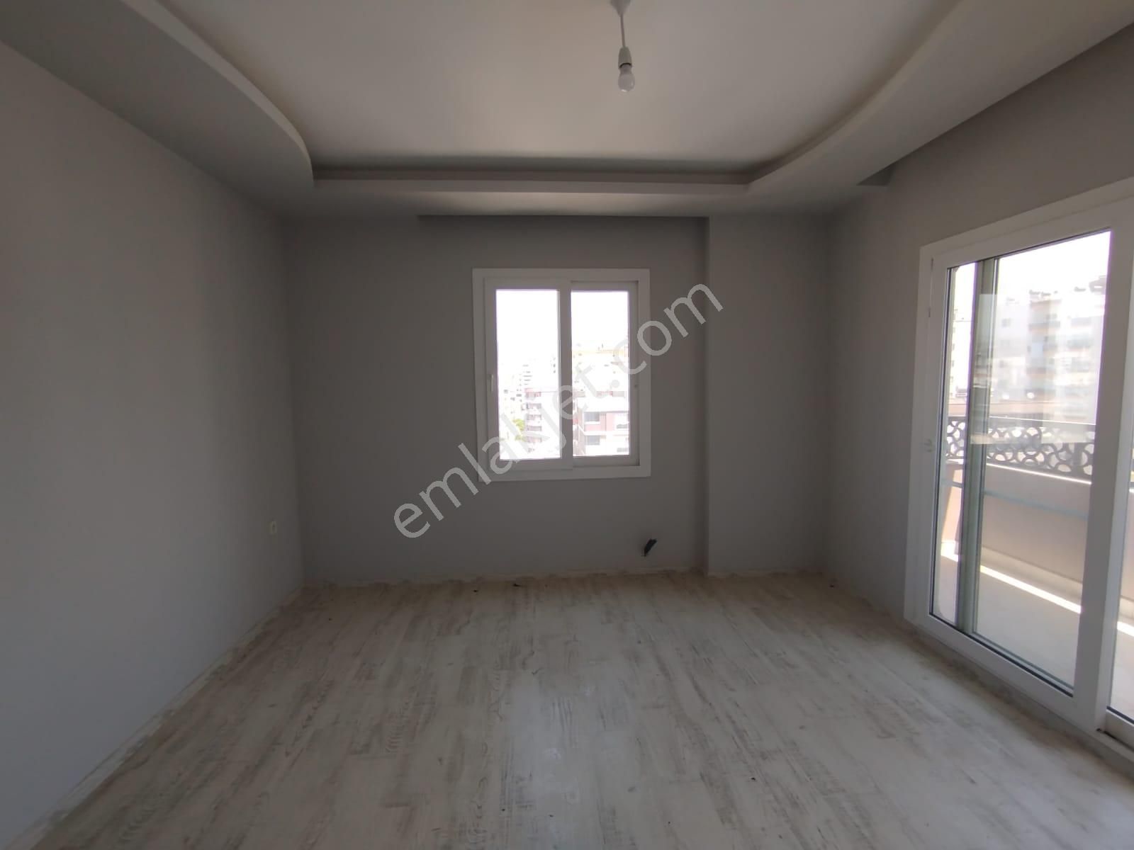 Erdemli Merkezde Kiralık 3+1 Daire (140m² Net) - Görsel 18