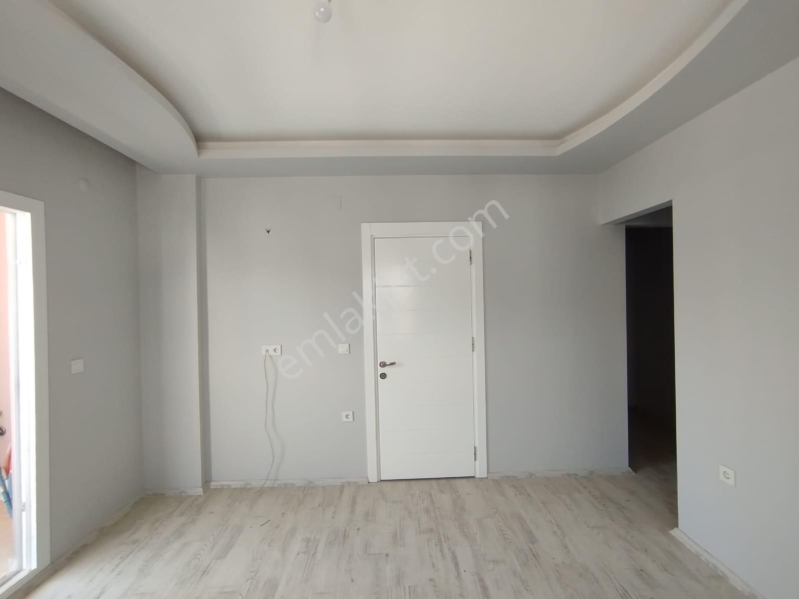 Erdemli Merkezde Kiralık 3+1 Daire (140m² Net) - Görsel 13