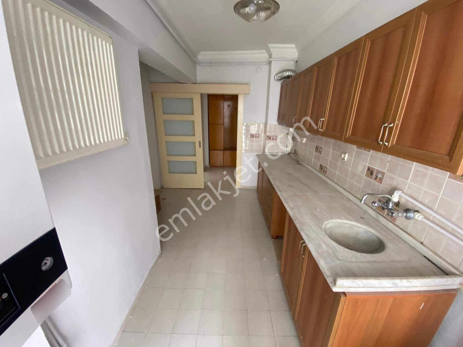 Şehit Cengiz Porsuk Caddesi Yakını Katta Yapılı 3+1 - Görsel 5