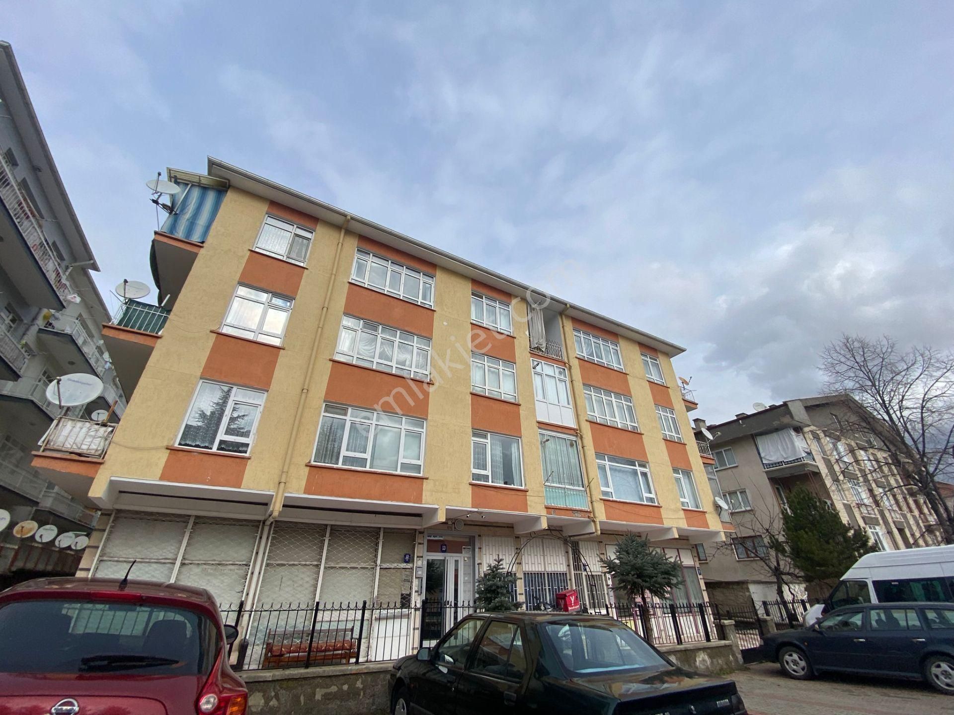 Şehit Cengiz Porsuk Caddesi Yakını Katta Yapılı 3+1 - Görsel 32