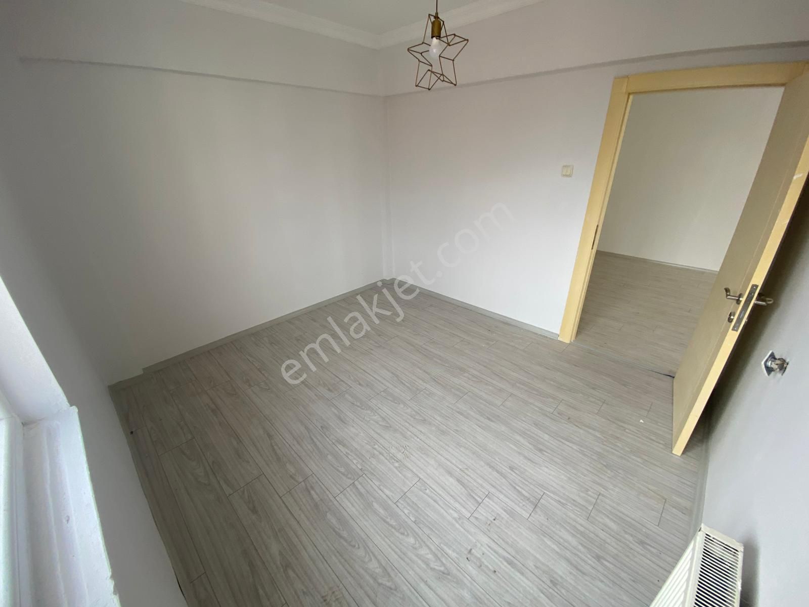 Şehit Cengiz Porsuk Caddesi Yakını Katta Yapılı 3+1 - Görsel 20