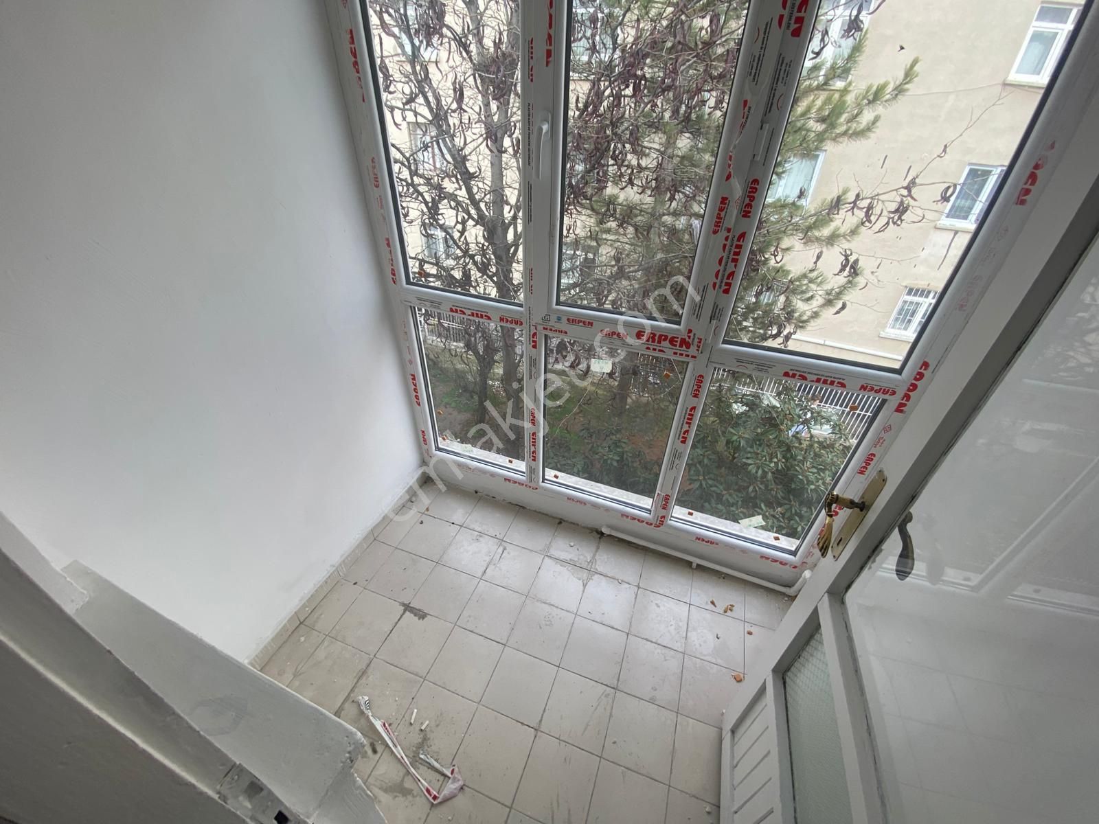 Şehit Cengiz Porsuk Caddesi Yakını Katta Yapılı 3+1 - Görsel 7