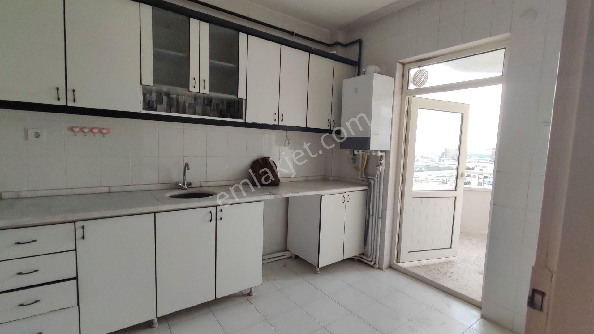 Törekent Metro Yürüme Mesafesinde Satılık Daire