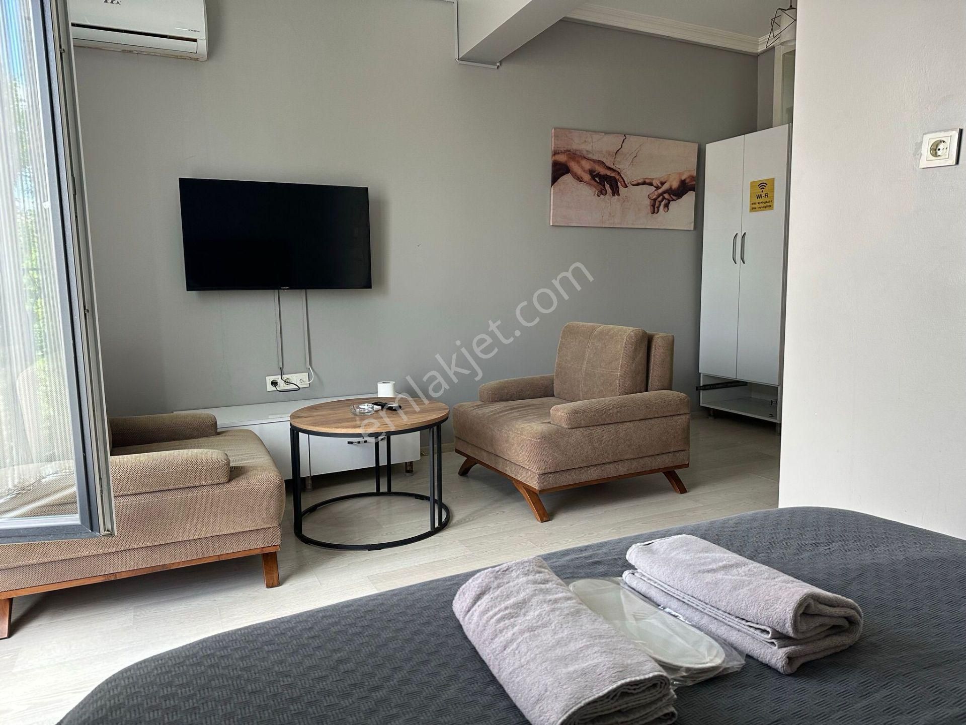 Fatih Aksaray Yenikapı'da Lüks Teraslı Deniz Manzaralı Günlük Kiralık Suit Daireler 7/24 - Görsel 2