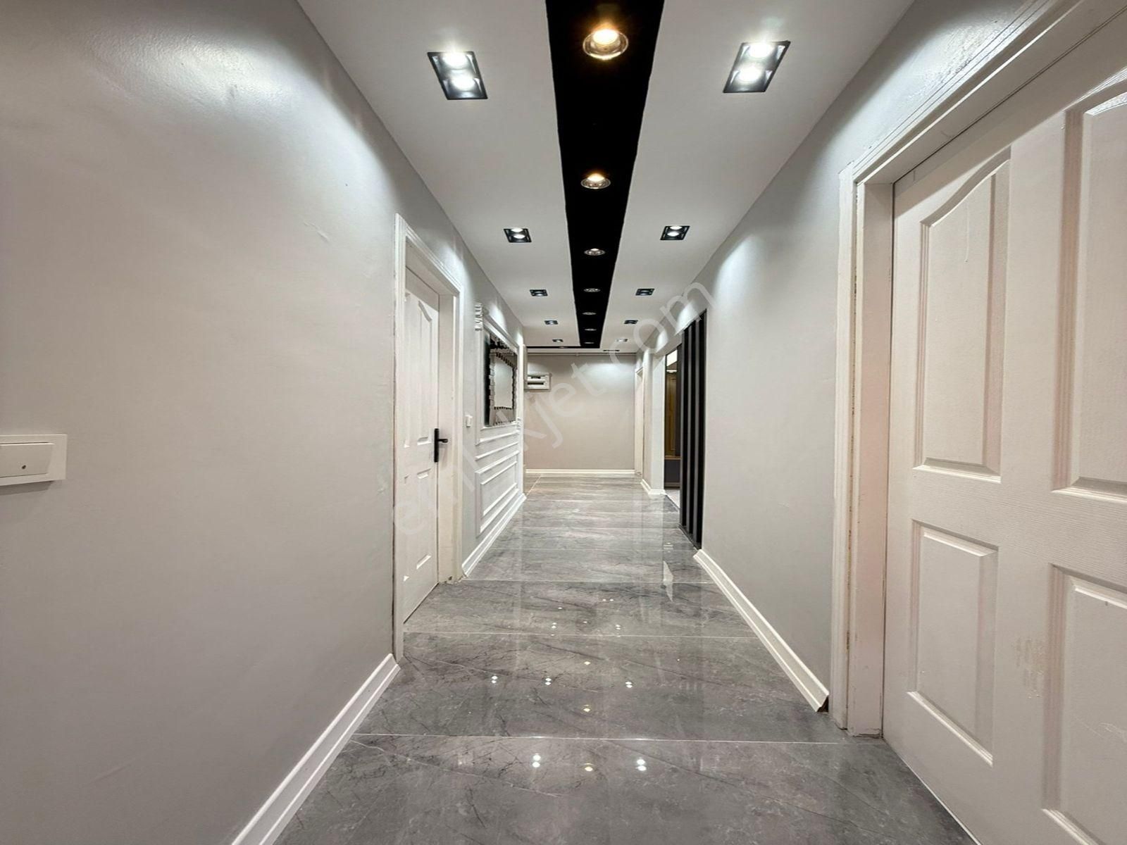 Esenyurt Yeşilkent Mahallesinde Site İçerisinde Ebeveyn Banyolu 2+1 Daire - Görsel 10