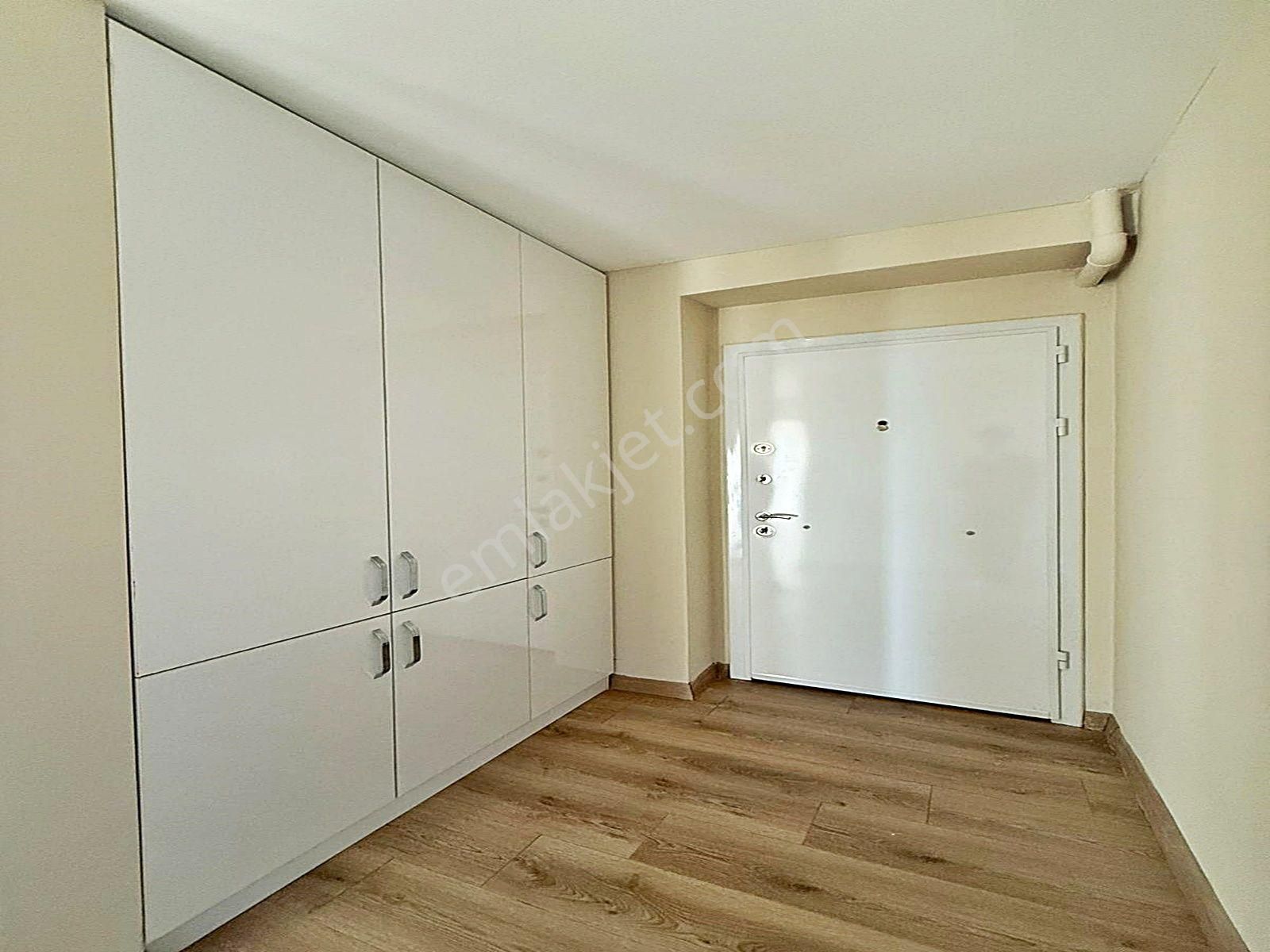 Havuzlu 7/24güvenlikli Otoparklı Teraslı 2+1 Site İçi Kiralık Daire !!! - Görsel 12