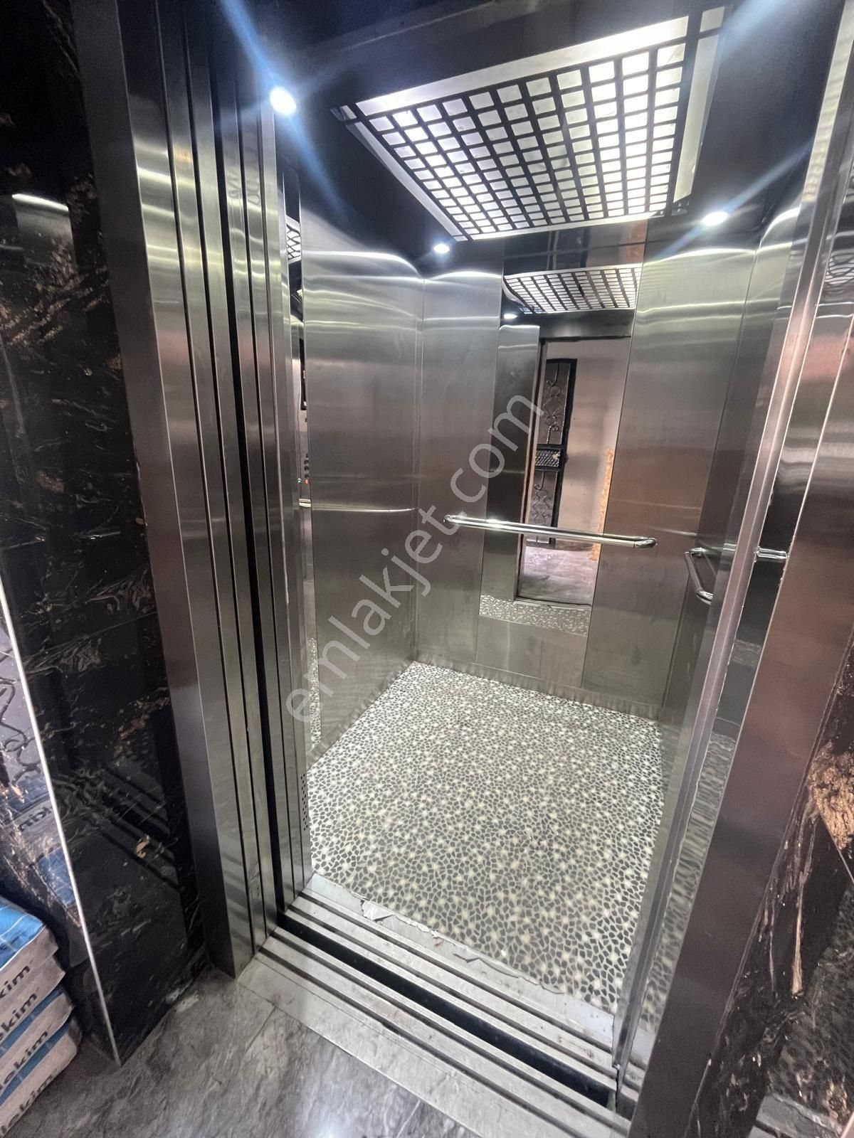 Kuşadası Davutlar Bölgesinde 2+1 Satılık Daire - Görsel 3