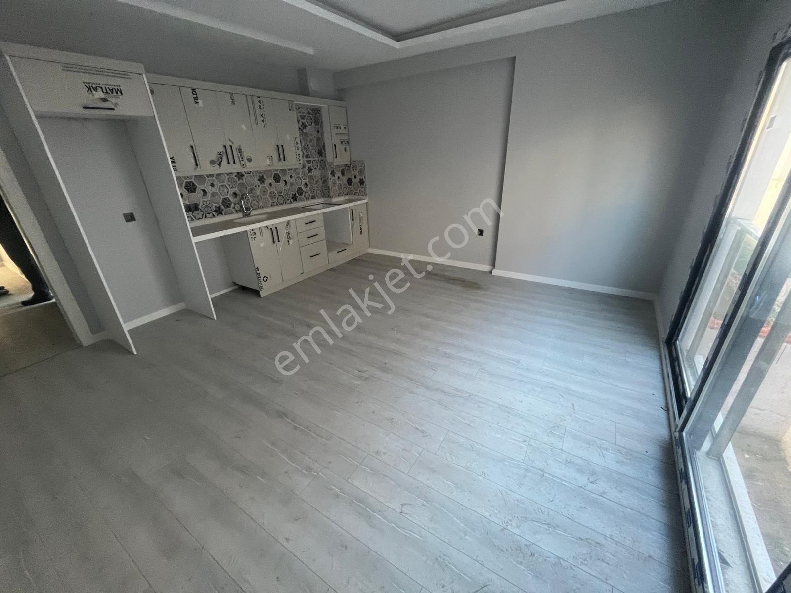 Kuşadası Davutlar Bölgesinde 2+1 Satılık Daire - Görsel 5