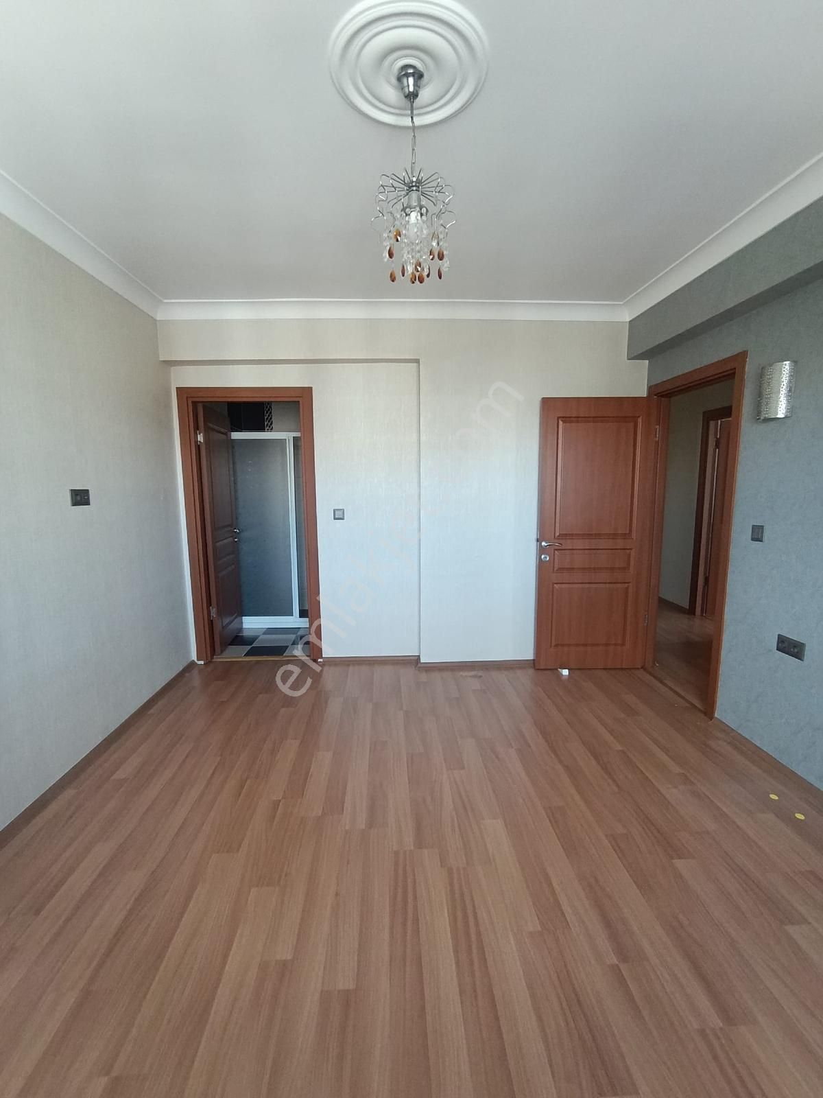 Çakırlar Göbeğe Yürüme Mesafesinde 1940 Cad. Üzerinde Kiralık - Görsel 10