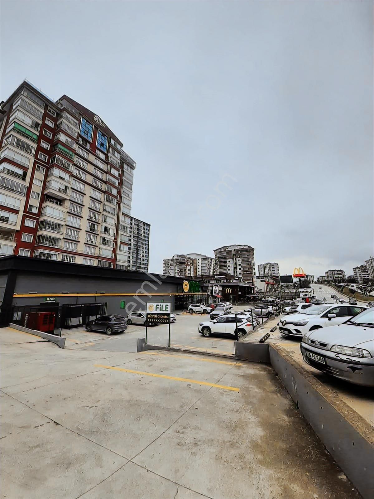 Çakırlar Göbeğe Yürüme Mesafesinde 1940 Cad. Üzerinde Kiralık - Görsel 13