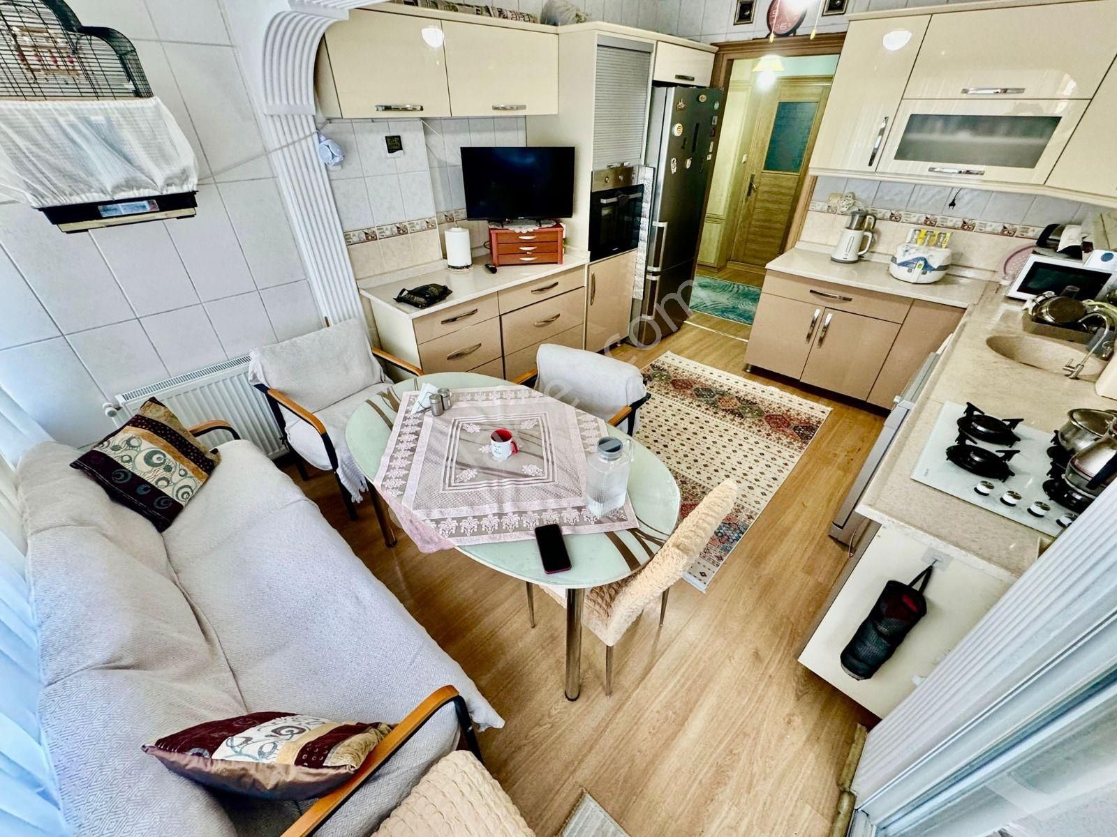 ▓karabuluttan▓geniş Kullanımlı 3+1 Asansörlü & Merkezi Konmlu Satılık Daire