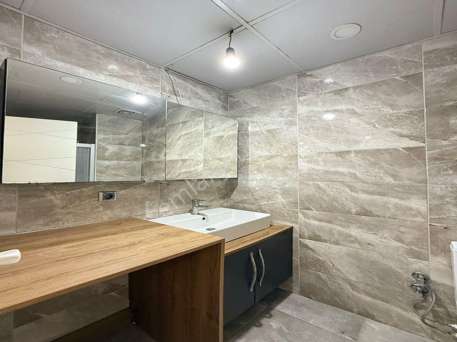 Şahane Yapı' Dan Lüks Sitede Şehir Manzaralı 2+1 Kiralık Daire !!! - Görsel 5