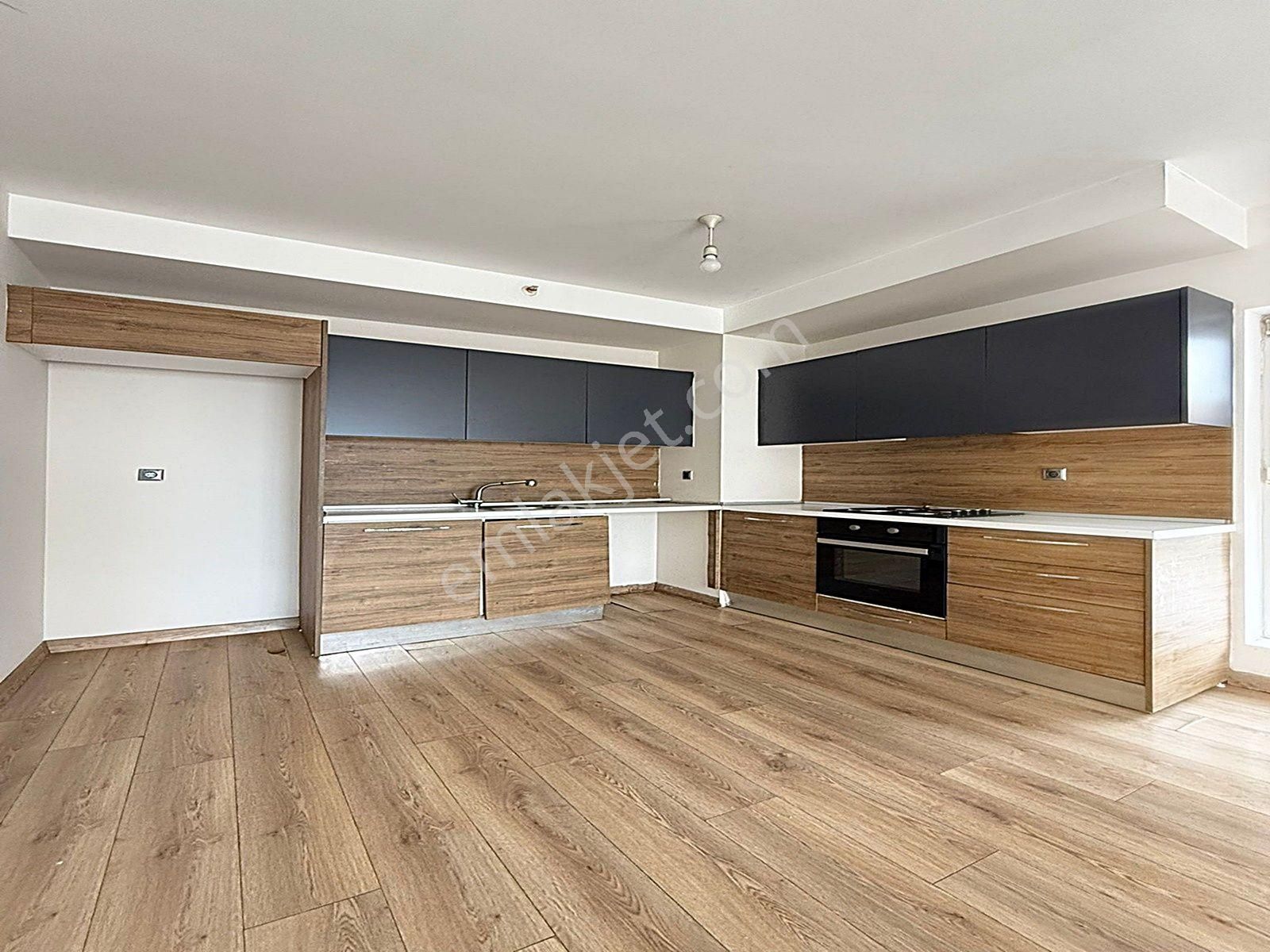 Şahane Yapı' Dan Lüks Sitede Şehir Manzaralı 2+1 Kiralık Daire !!! - Görsel 3