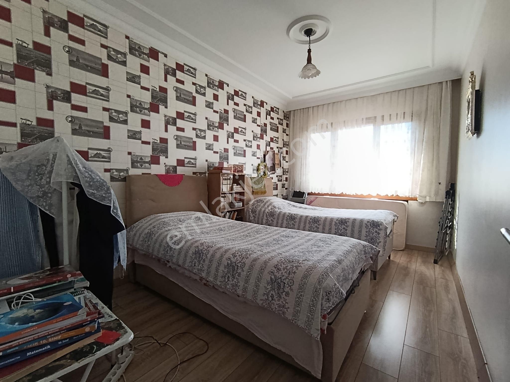 Bahçelievler Mahallesi Nezih Bölgesinde 4+1 Geniş Satılık Daire - Görsel 14
