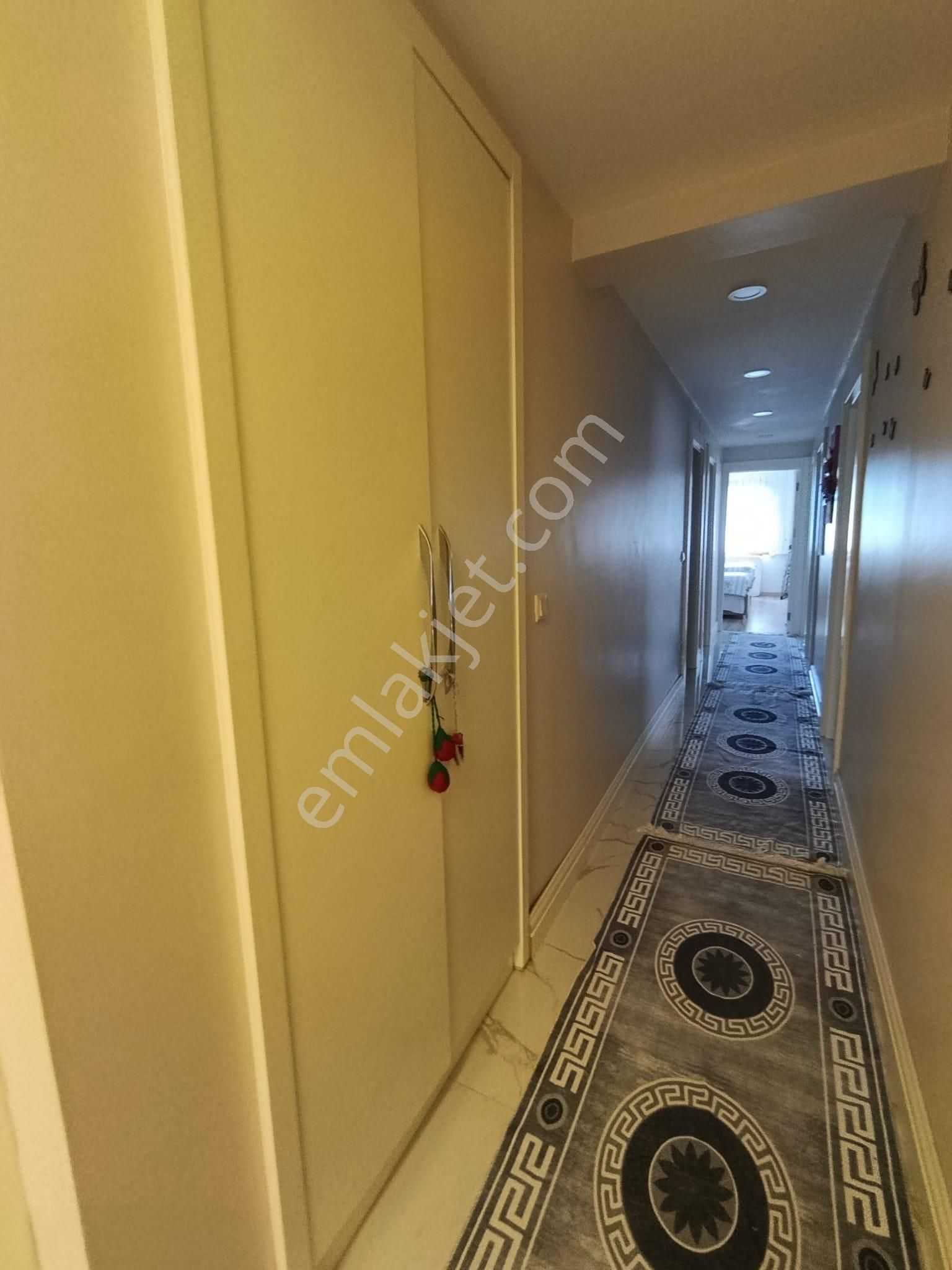 Bahçelievler Mahallesi Nezih Bölgesinde 4+1 Geniş Satılık Daire - Görsel 12
