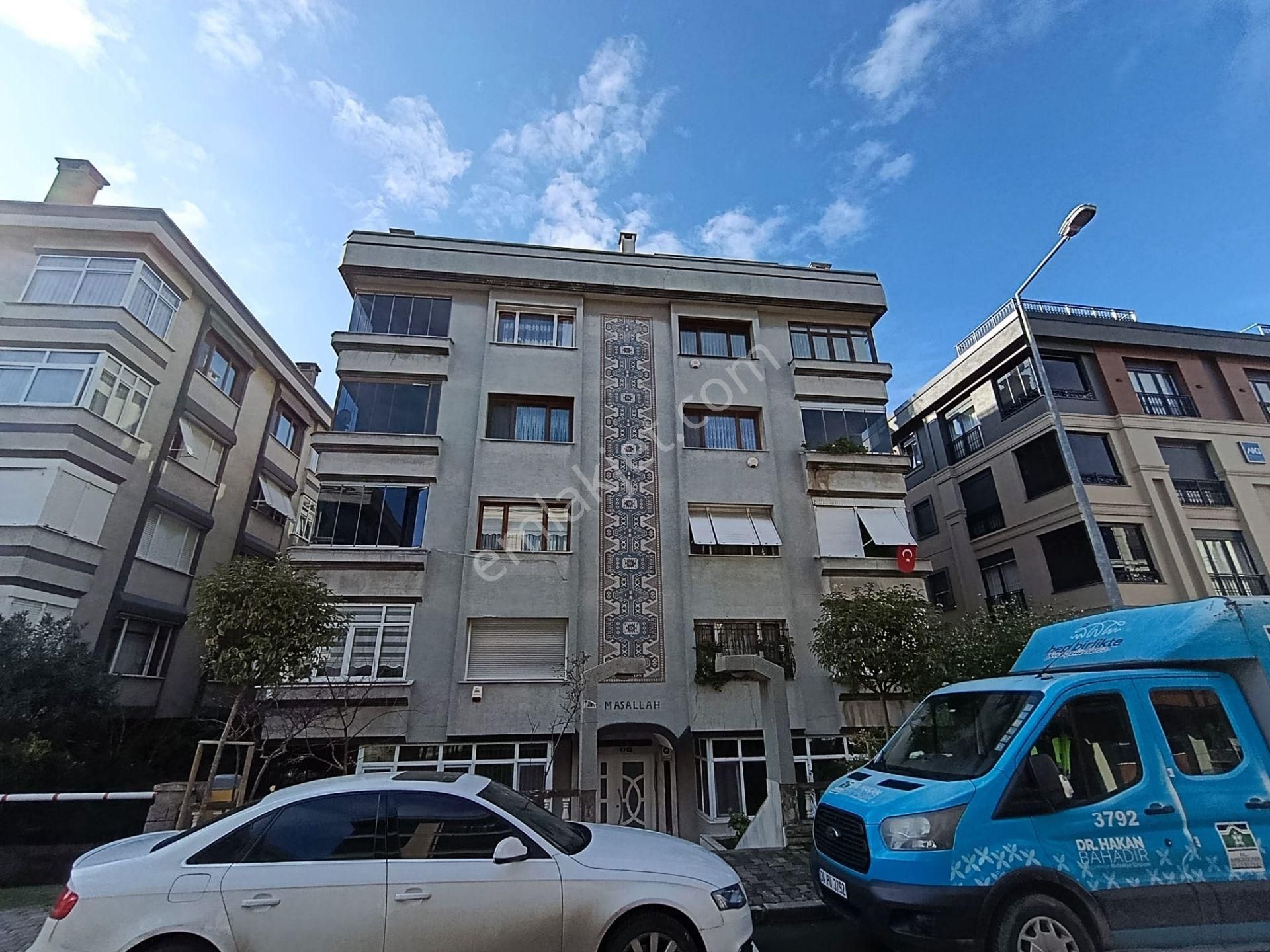 Bahçelievler Mahallesi Nezih Bölgesinde 4+1 Geniş Satılık Daire