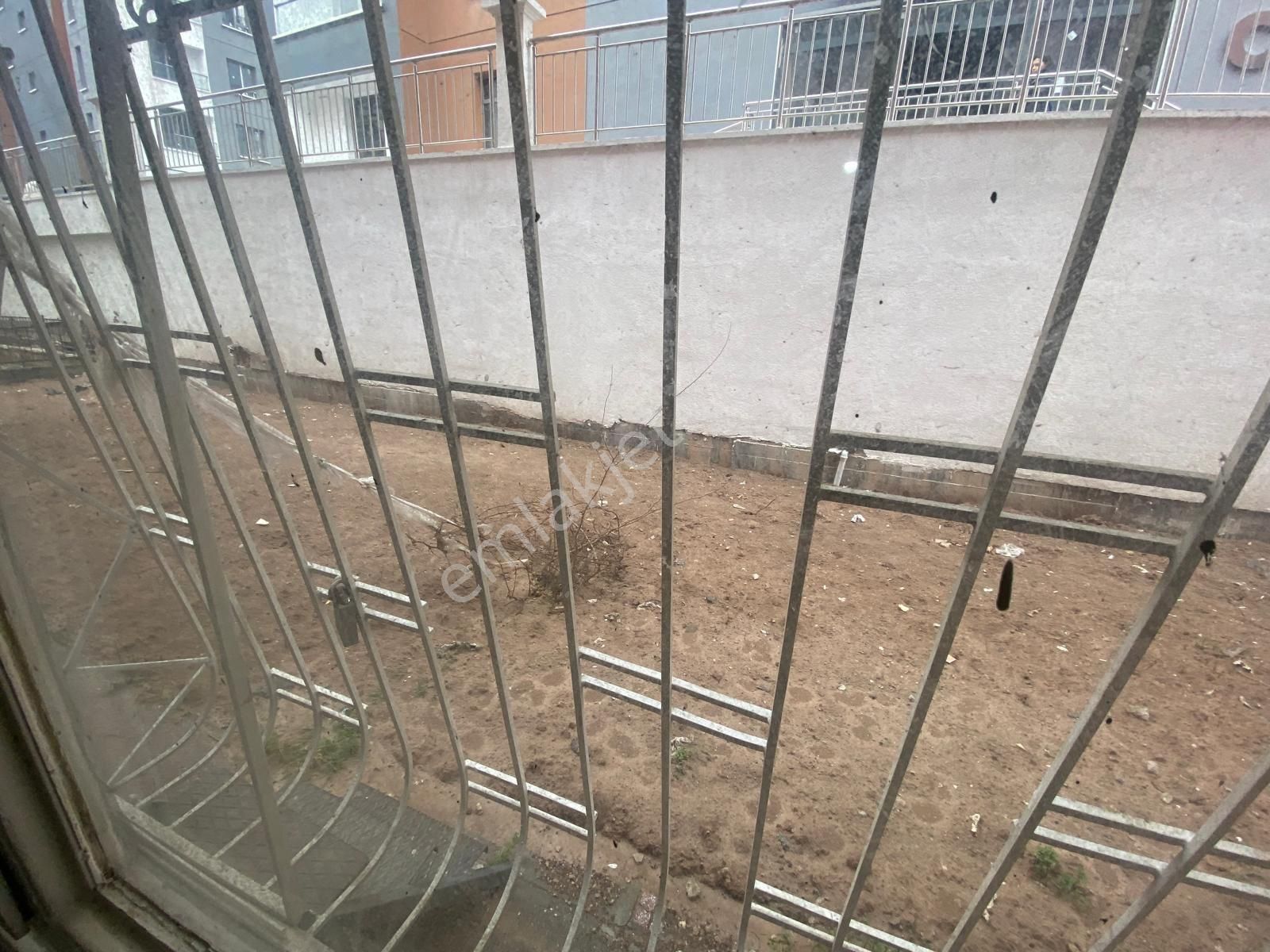 Çiçekli Mahallesinde 3+1 Kot1 Satılık Daire - Görsel 6