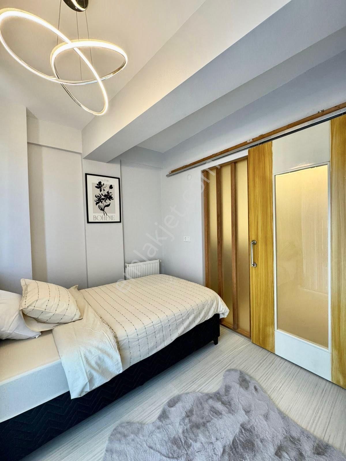 Arakat Asansörlü Sıfır Eşyalı Lüx Konseptli 1+1 Satılık Apart - Görsel 4