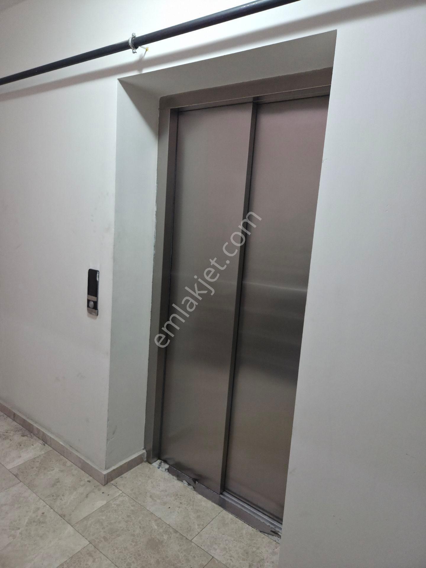 2+1 Kapalı Mutfak Kiracısız - Görsel 23