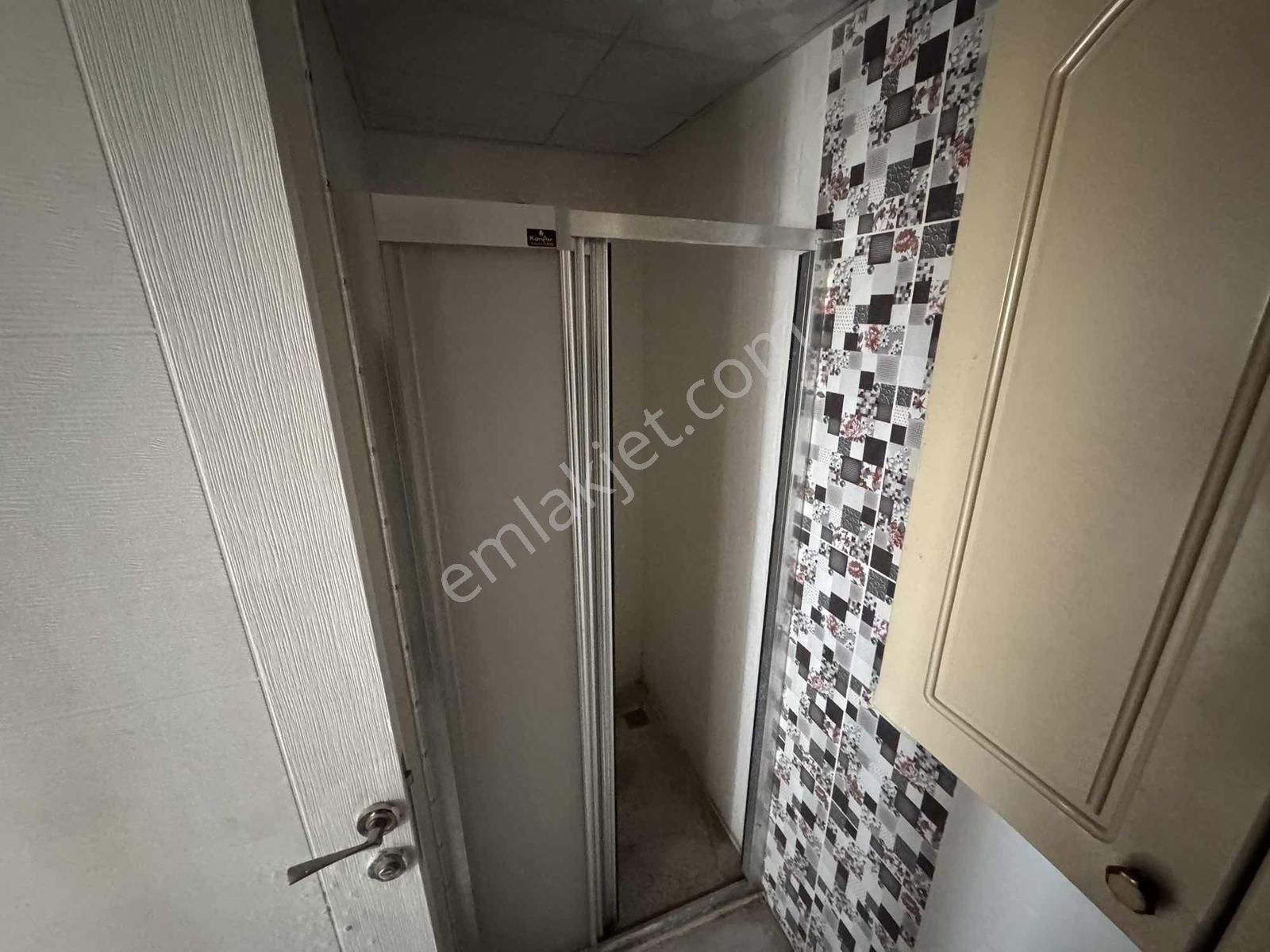 Boynuyoğunda 2+1 Site İçerisinde Geniş Kiralık Daire - Görsel 14