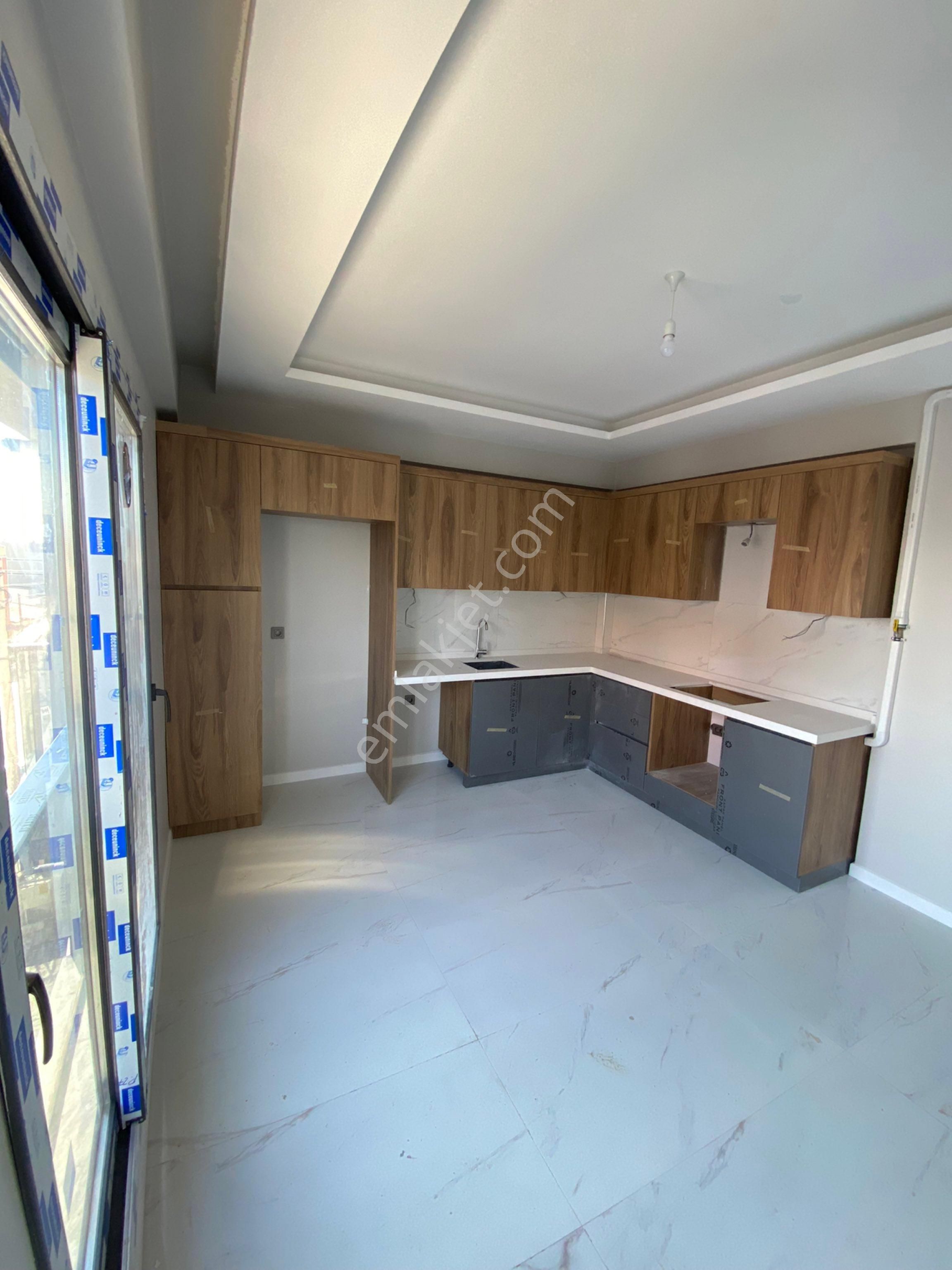 Merkez Gayrimenkulden Satılık 2+1 Ebeveyn Banyolu Çarşıya Yakın Daire