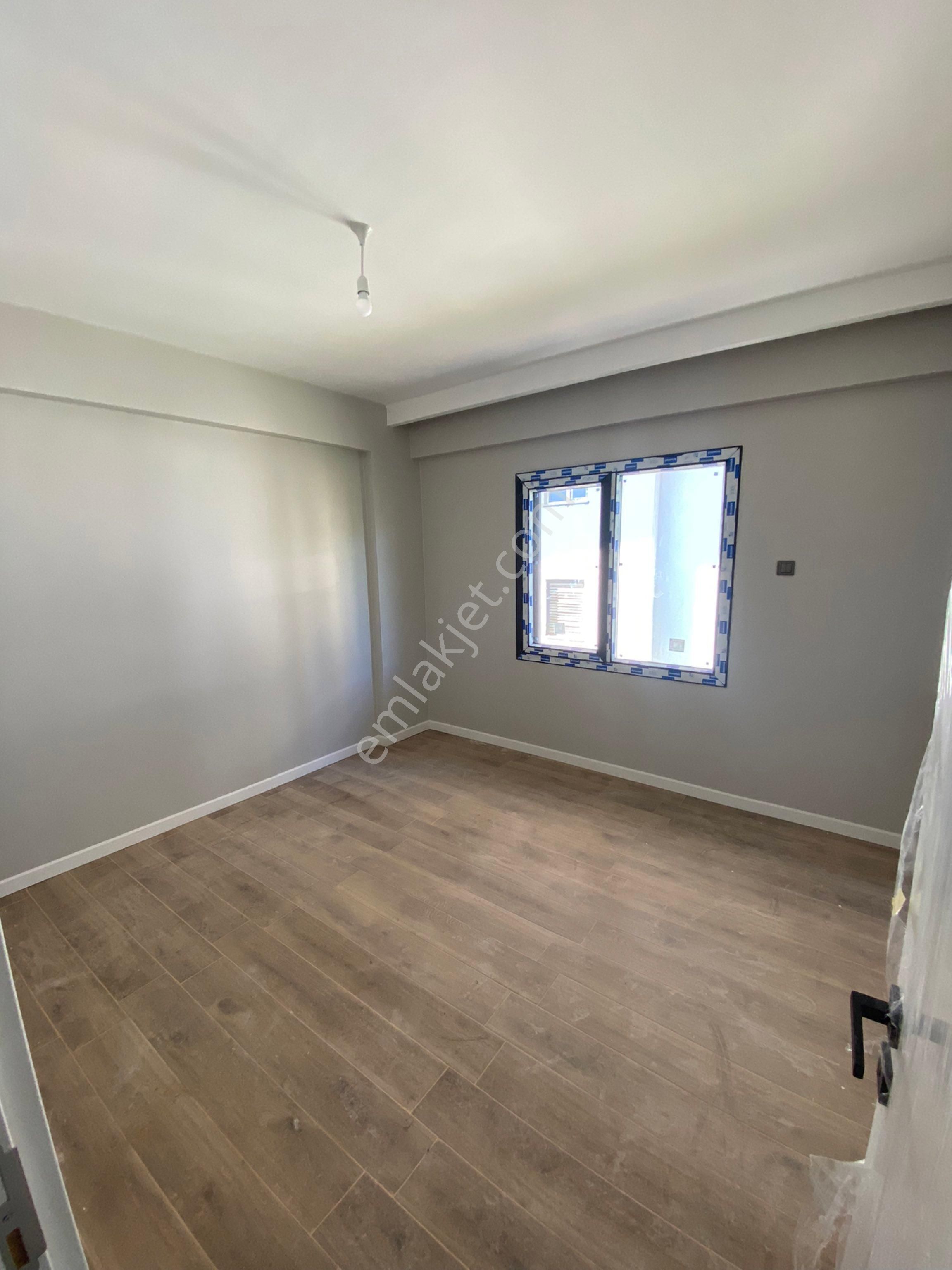 Merkez Gayrimenkulden Satılık 2+1 Ebeveyn Banyolu Çarşıya Yakın Daire - Görsel 7