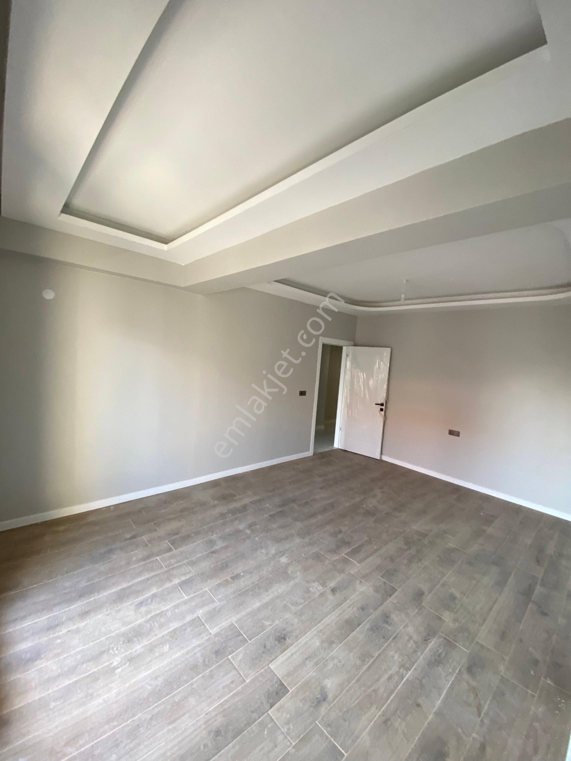 Merkez Gayrimenkulden Satılık 2+1 Ebeveyn Banyolu Çarşıya Yakın Daire - Görsel 3