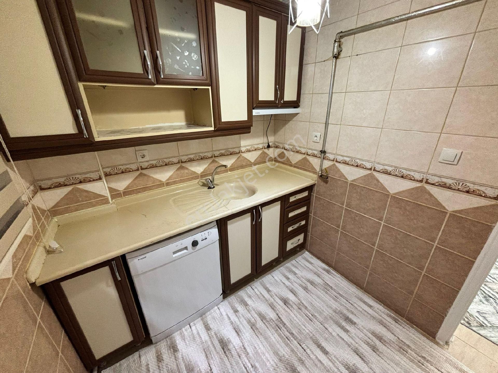 Etimesgut Topçu Mahallesi’ndeyatırıma Ve Oturuma Uygun 2+1 Full Eşyalı Daire - Görsel 3