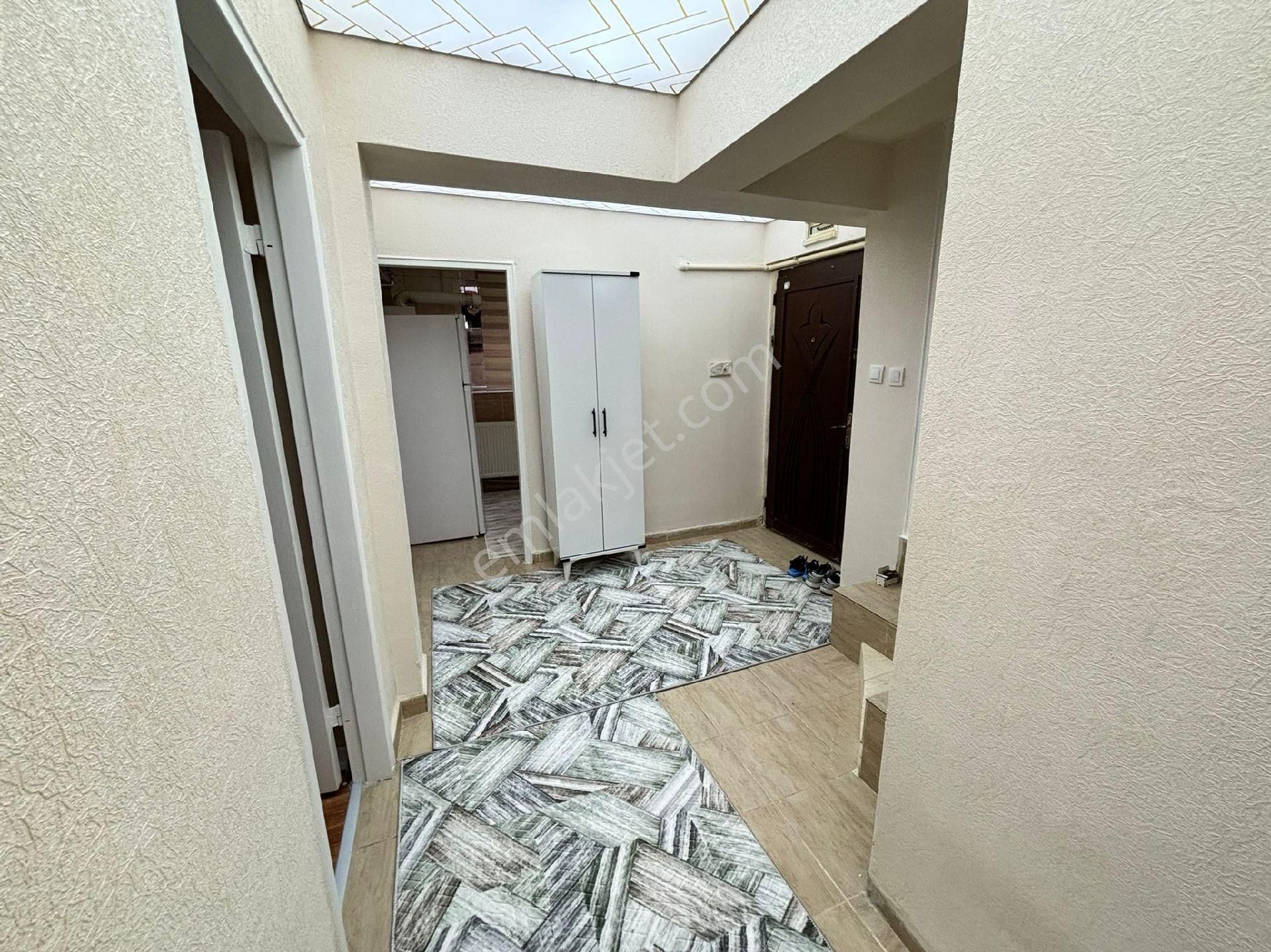 Etimesgut Topçu Mahallesi’ndeyatırıma Ve Oturuma Uygun 2+1 Full Eşyalı Daire - Görsel 14