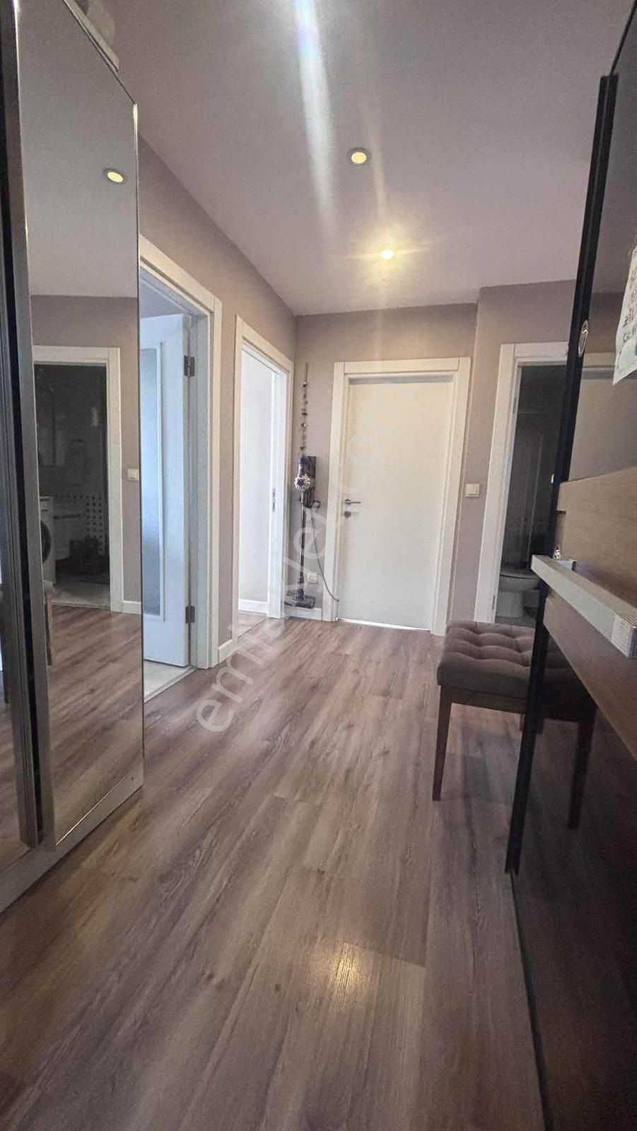 Reha Medin Den Finans Merkezi Karşısı Havuzlu Sitede 7.kat 2+1 - Görsel 6