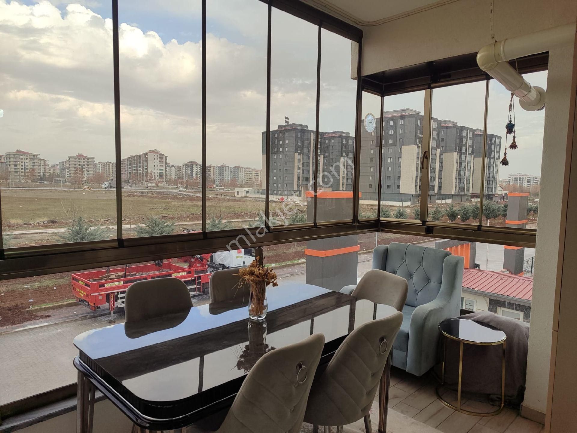 Nevruz Civarında Bulunan 2+1dairemiz Acilen Satılıktır - Görsel 2