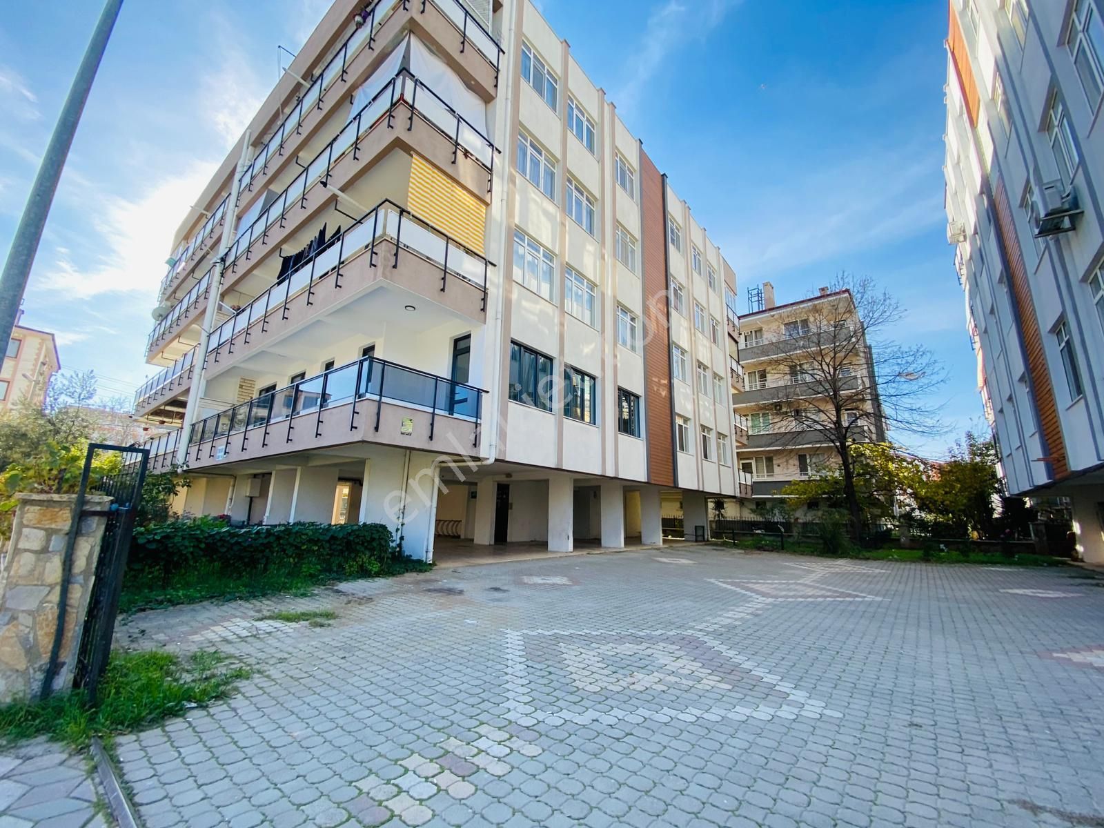 Kostak Gayrimenkul'den İkizçay'da Tasarım Harikası Ön Cephe 2+1 - Görsel 35