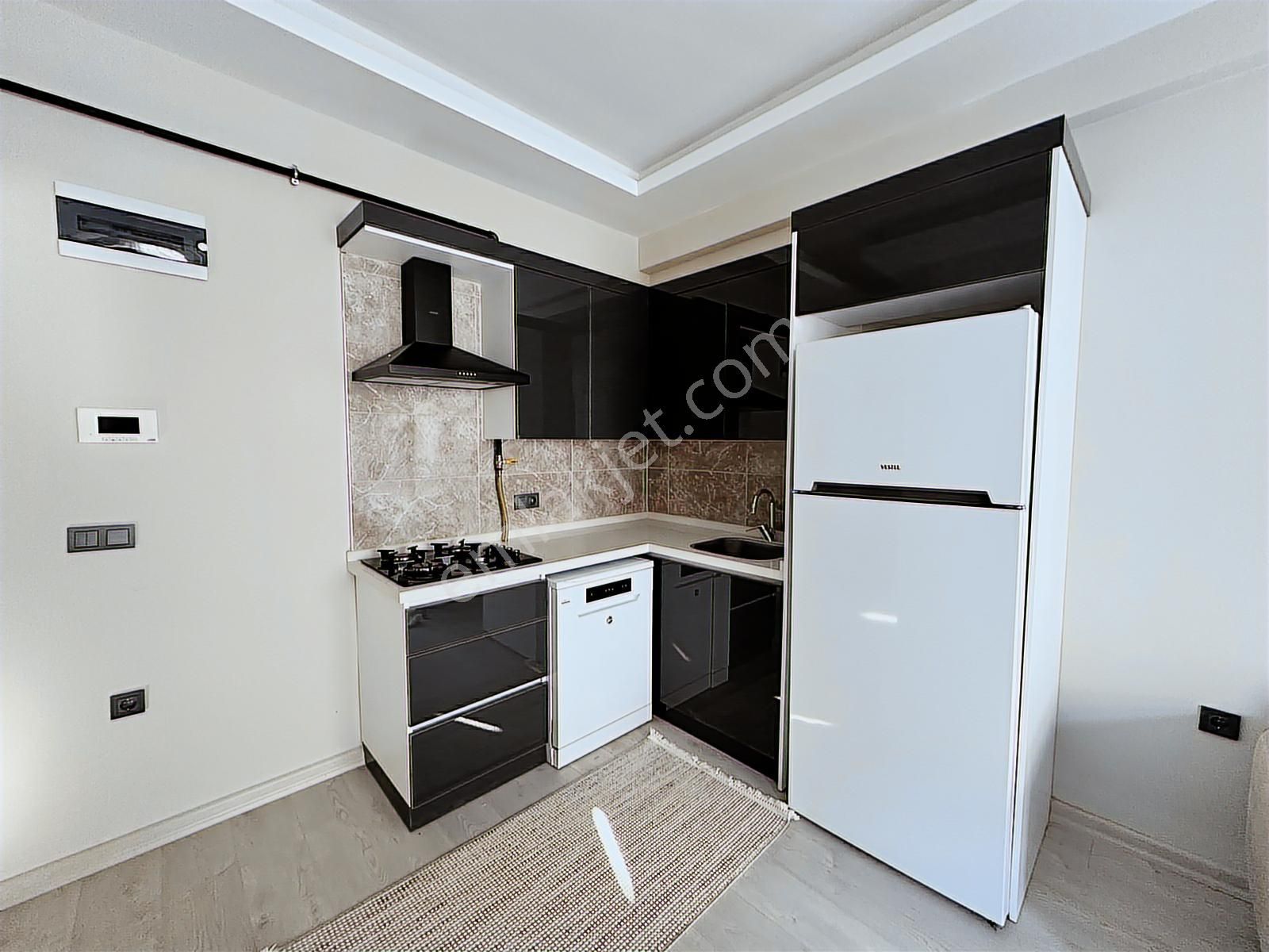 Tek Depozito Yerden Isıtma Ara Kat Sıfır Eşyalı 1+1 Daire - Görsel 7