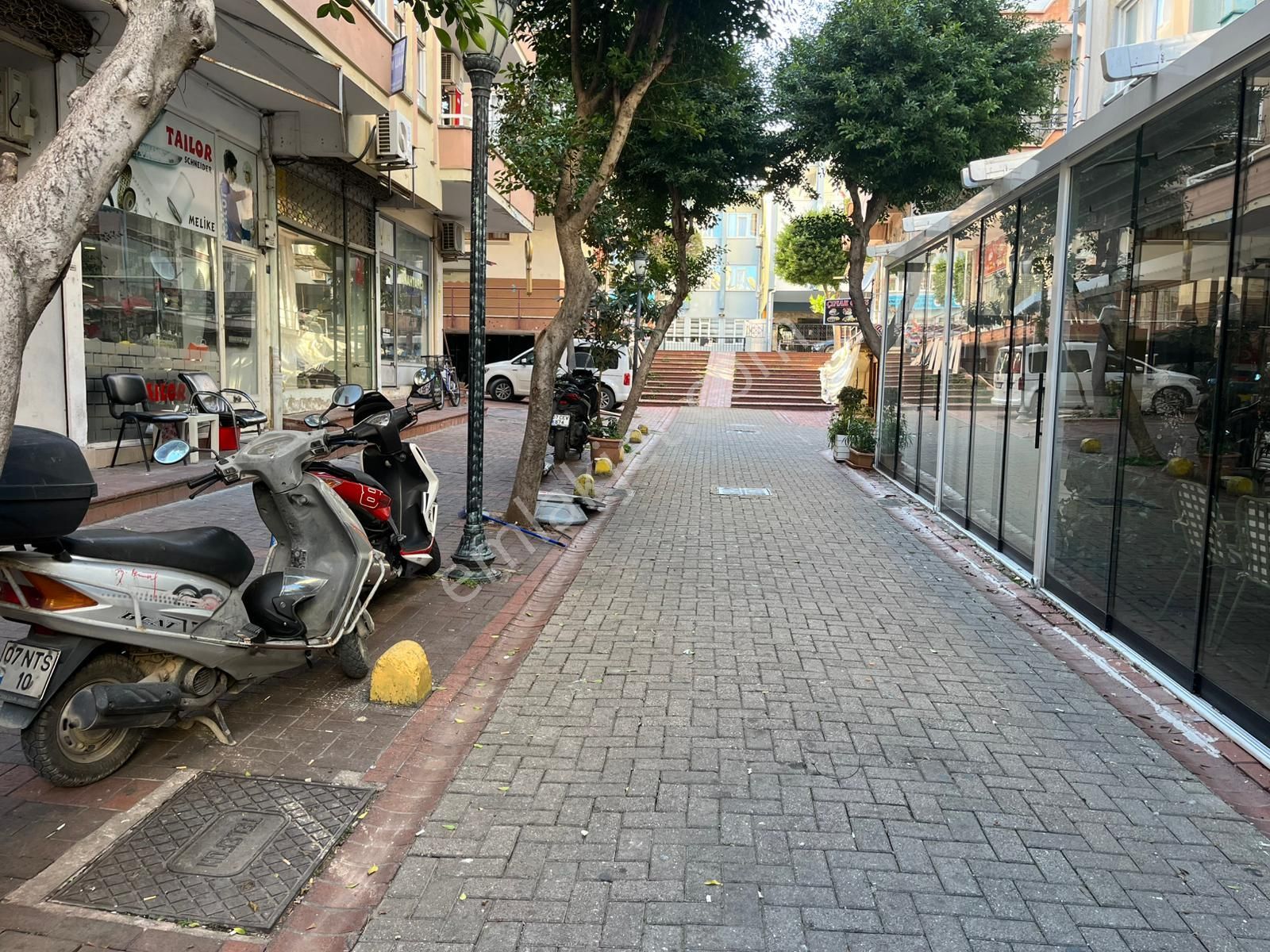 Alanya Postane Yanında Kiralık Ofis Veya İş Yeri - Görsel 2