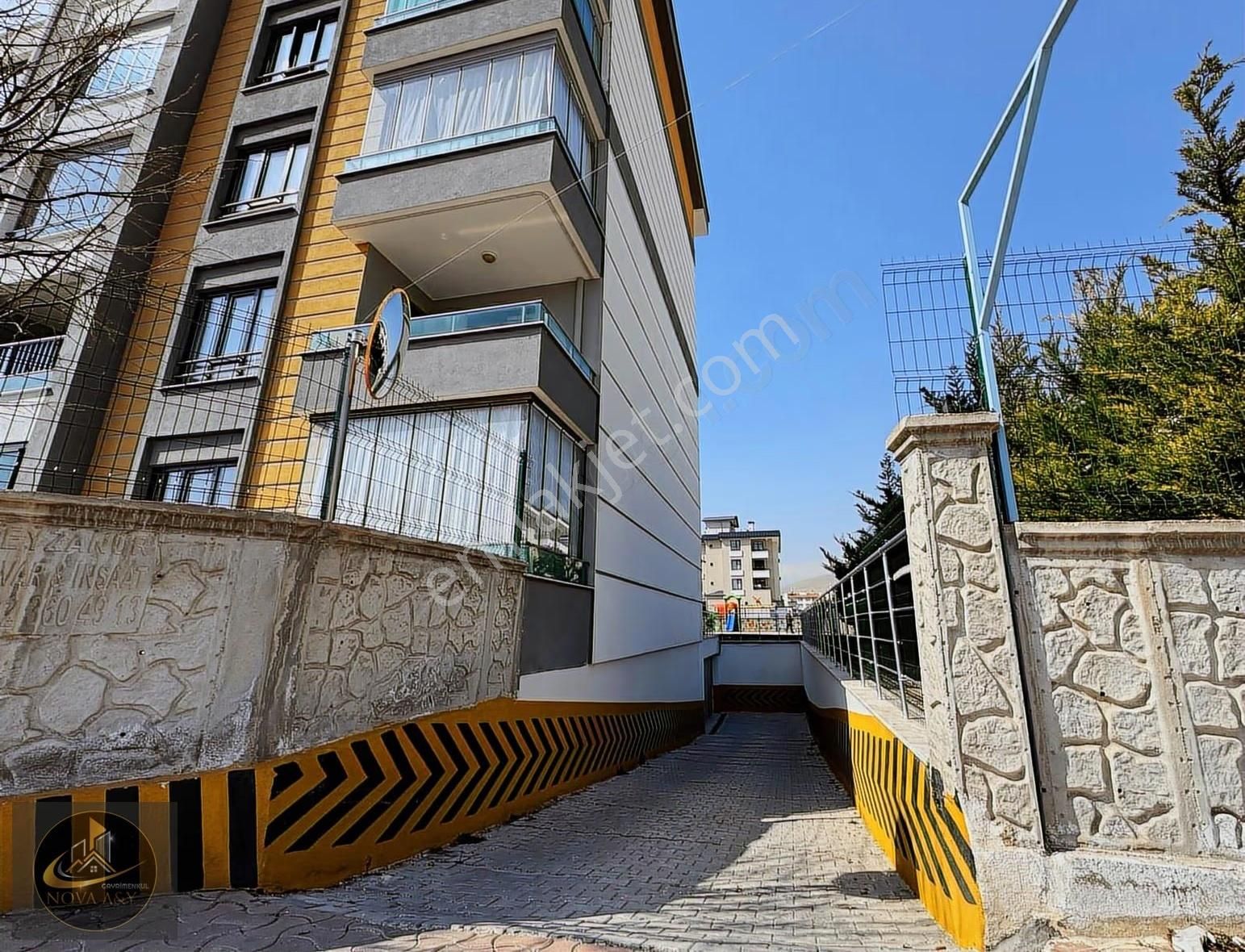 Parsana Mah. Abdulhamit Han Cd.yakını Site İçi 4+1 Satılık Daire - Görsel 35