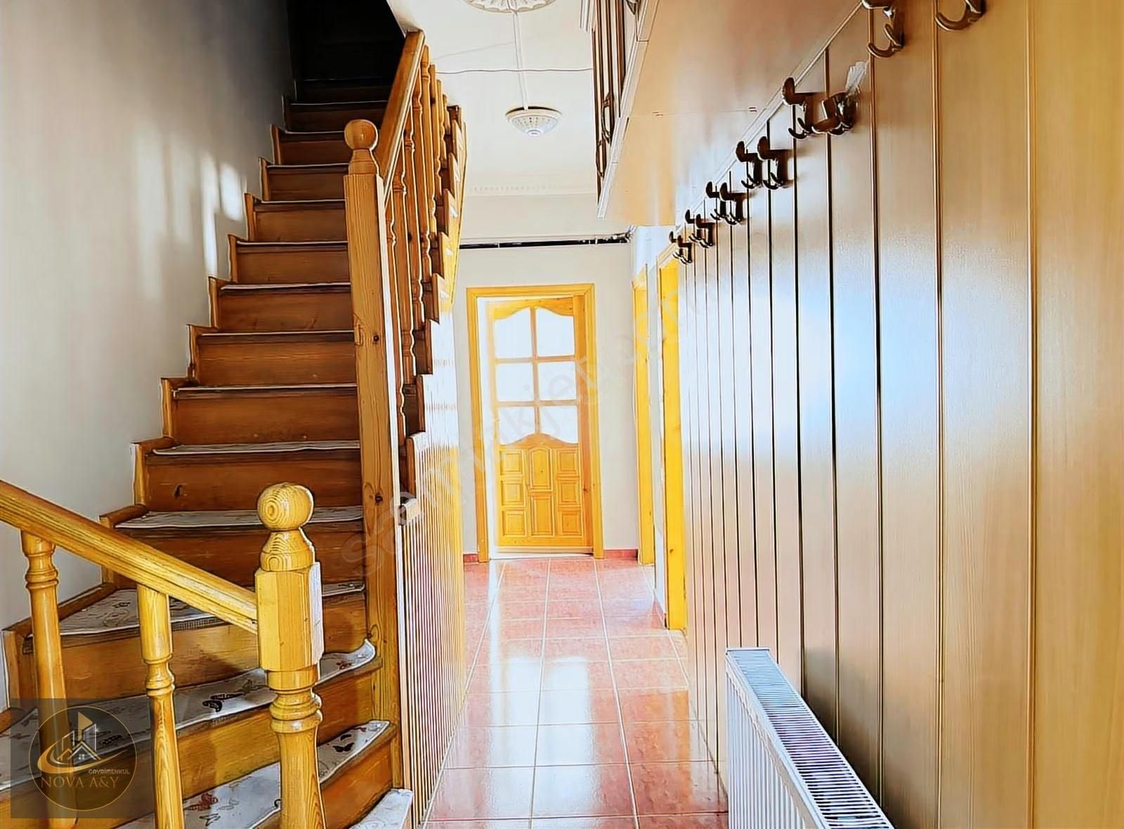 Işıklar Mah. Adnan Hadiye Sürmegöz Okulu Yanı Kiralık 4+1 Daire - Görsel 13