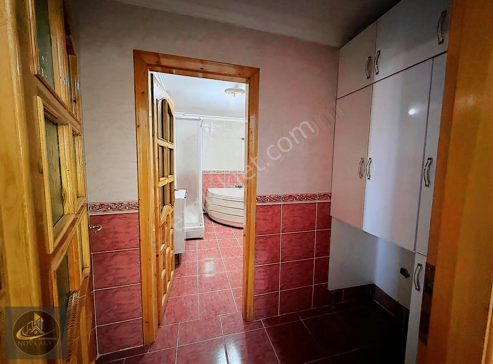 Işıklar Mah. Adnan Hadiye Sürmegöz Okulu Yanı Kiralık 4+1 Daire - Görsel 8