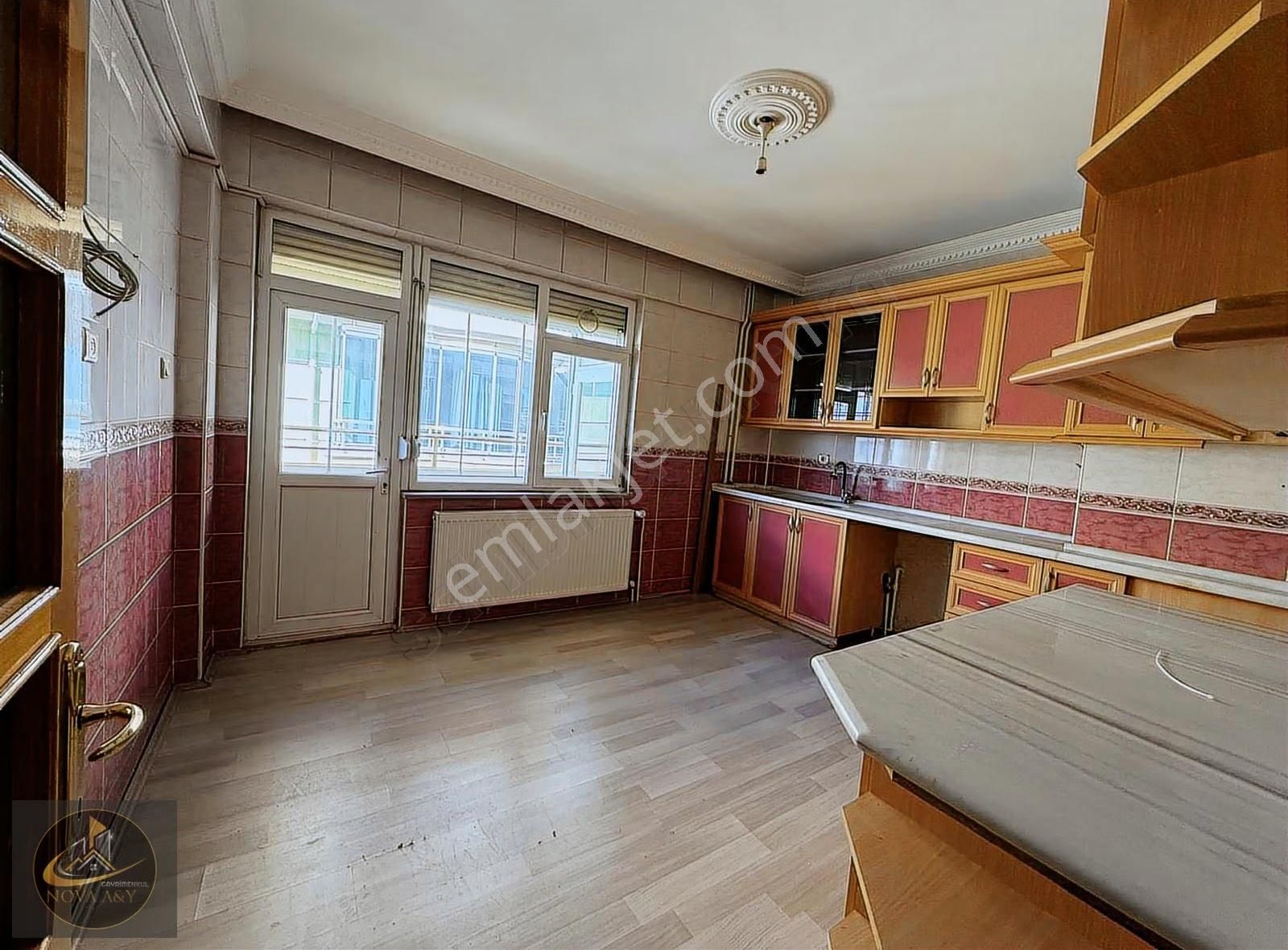 Işıklar Mah. Adnan Hadiye Sürmegöz Okulu Yanı Kiralık 4+1 Daire - Görsel 29