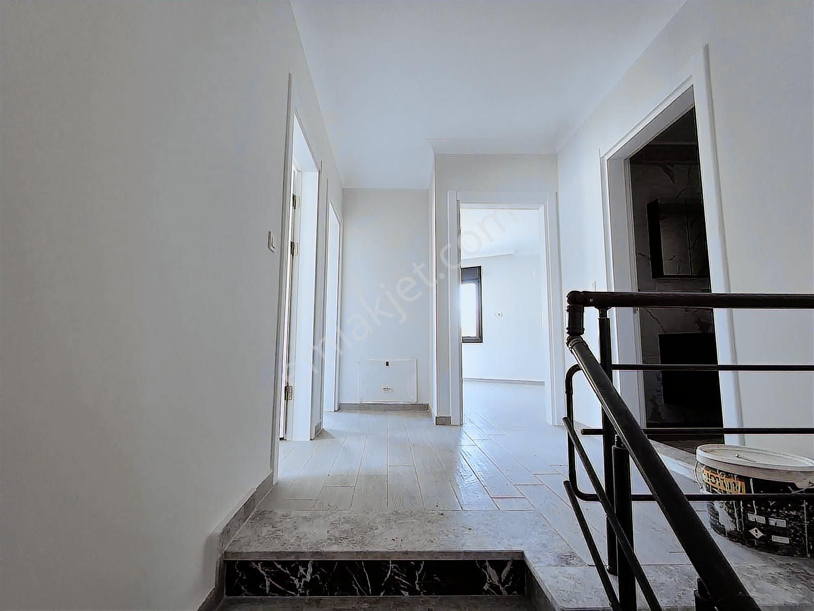 Ayvalık Küçükköy 4+1 Müstakil Bahçeli Yerden Isıtmalı Villa - Görsel 7