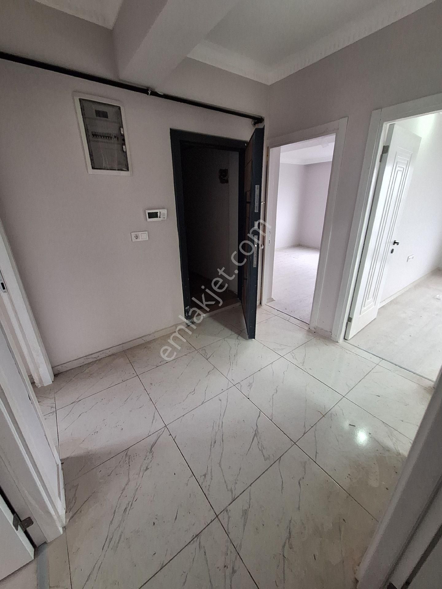 Merkezi Konumda, Üniversite Ve Belediyeye Yakın 3+1 Satılık Daire - Görsel 8