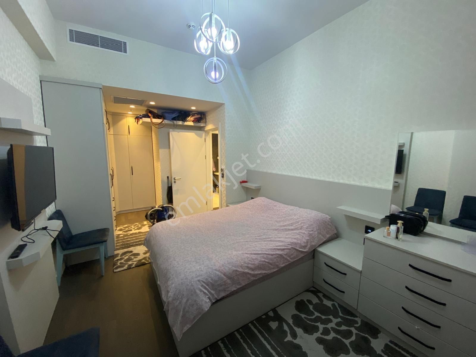 Satılık Eşyalı 2+1 Daire - Folkart Vega'da - Görsel 15