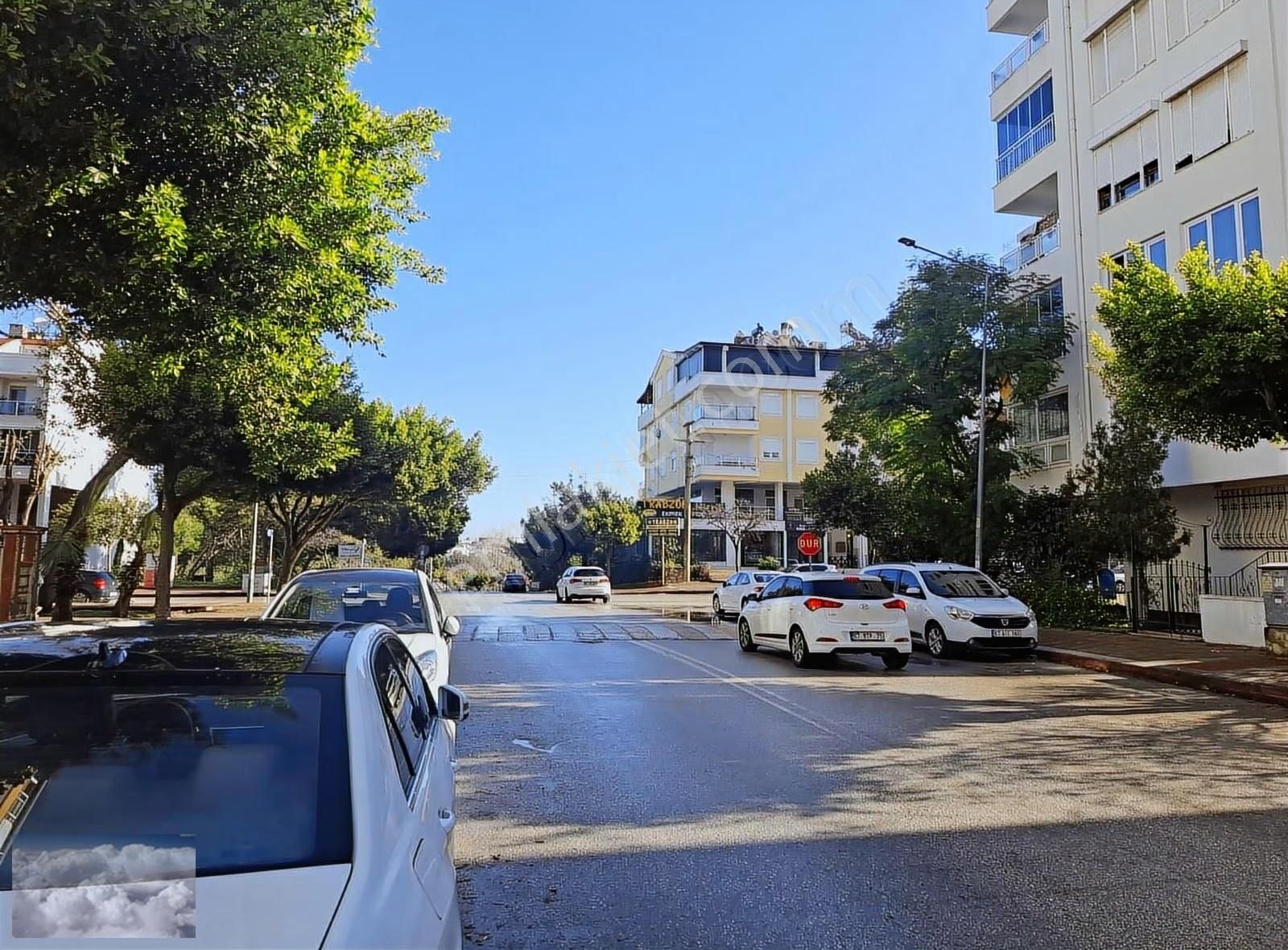 Konyaaltı Altınkum Denize Yüryüş Mesafesinde Satılık Ara Kat 3+1 - Görsel 22