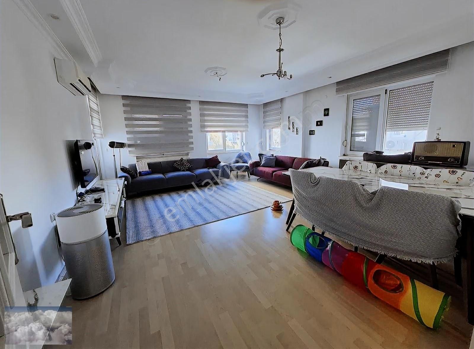 Konyaaltı Altınkum Denize Yüryüş Mesafesinde Satılık Ara Kat 3+1 - Görsel 25